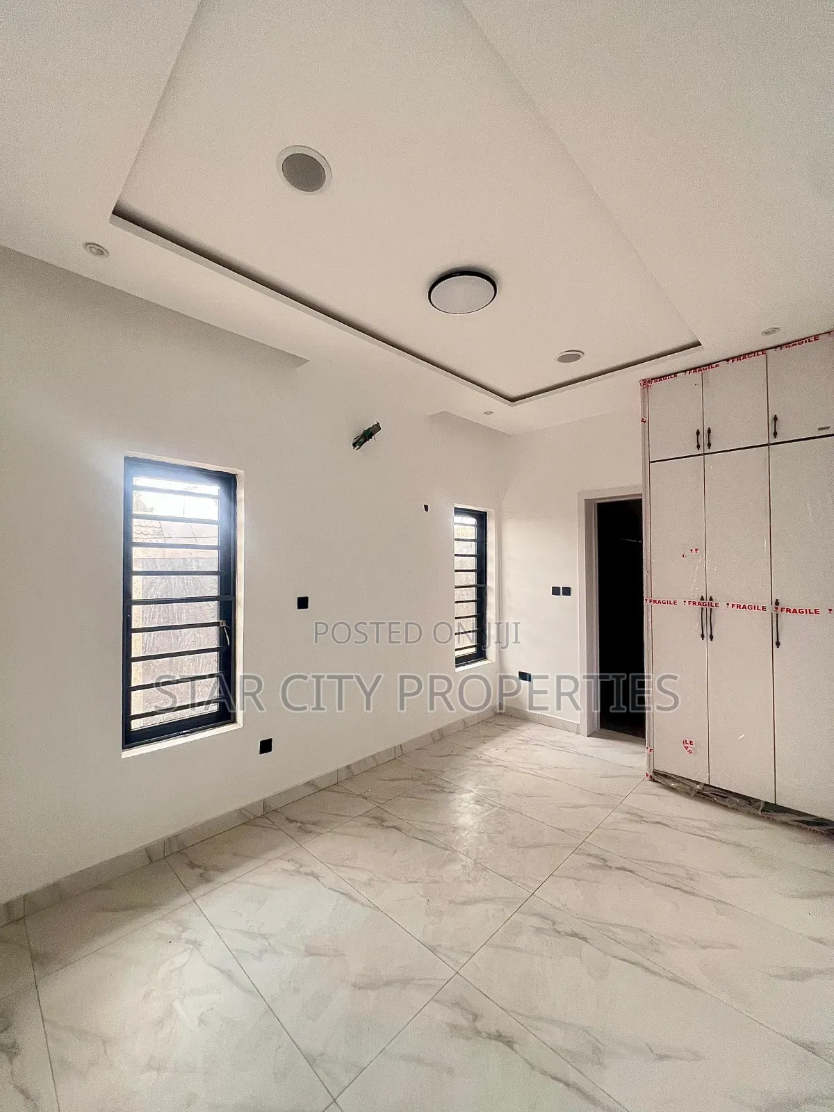 5bdrm Duplex in Omole Phase 1 for sale in Omole Phase 1