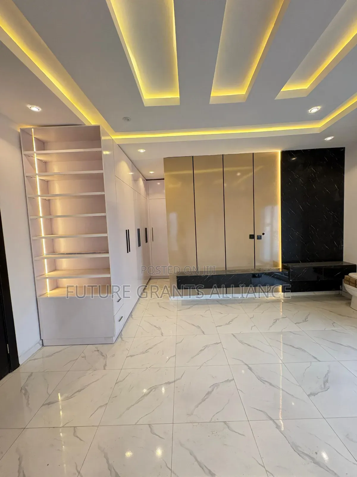 5bdrm Apartment in Amazing Grace, Oko-Oba for sale in Oko-Oba