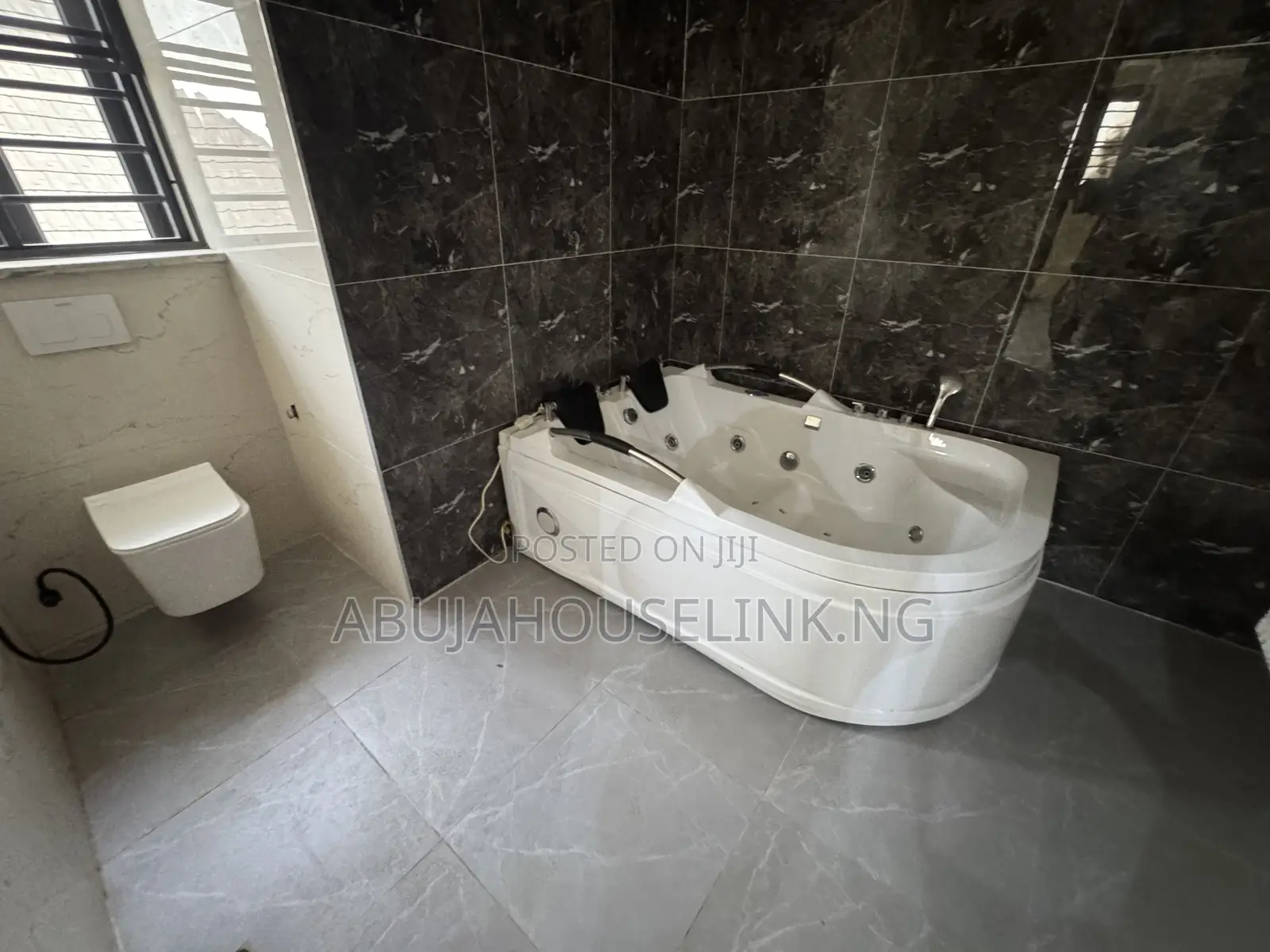 7bdrm Duplex in Efab Metropolis, Karsana for sale in Karsana