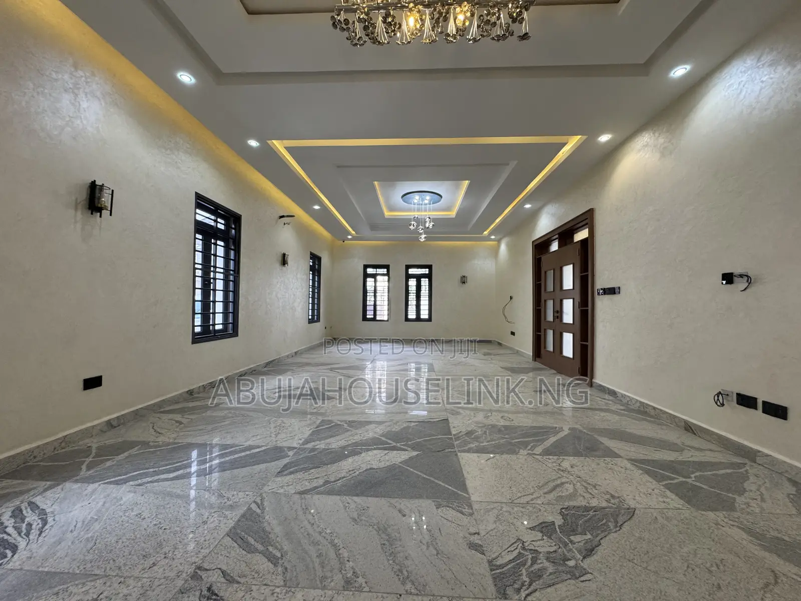 7bdrm Duplex in Efab Metropolis, Karsana for sale in Karsana