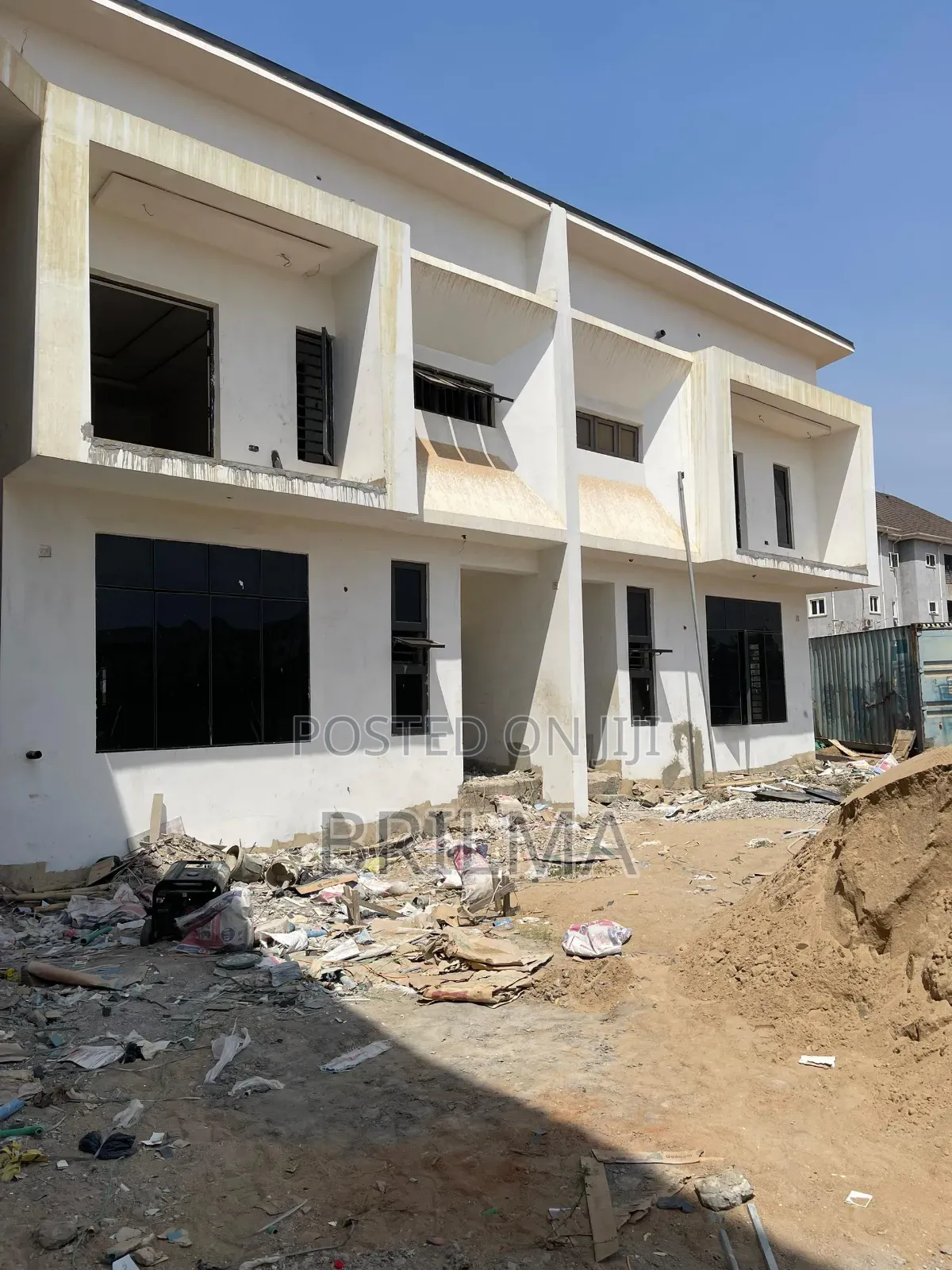 4bdrm Duplex in Kaura for sale in Kaura