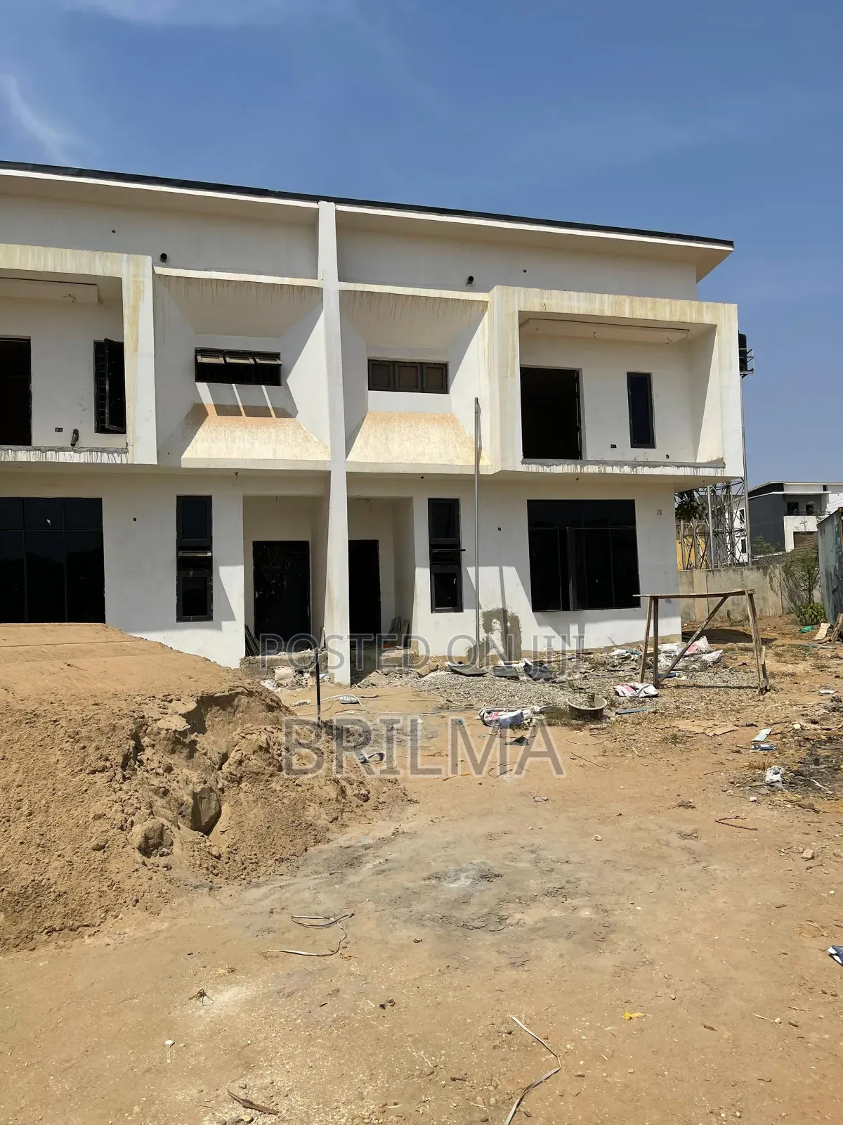 4bdrm Duplex in Kaura for sale in Kaura