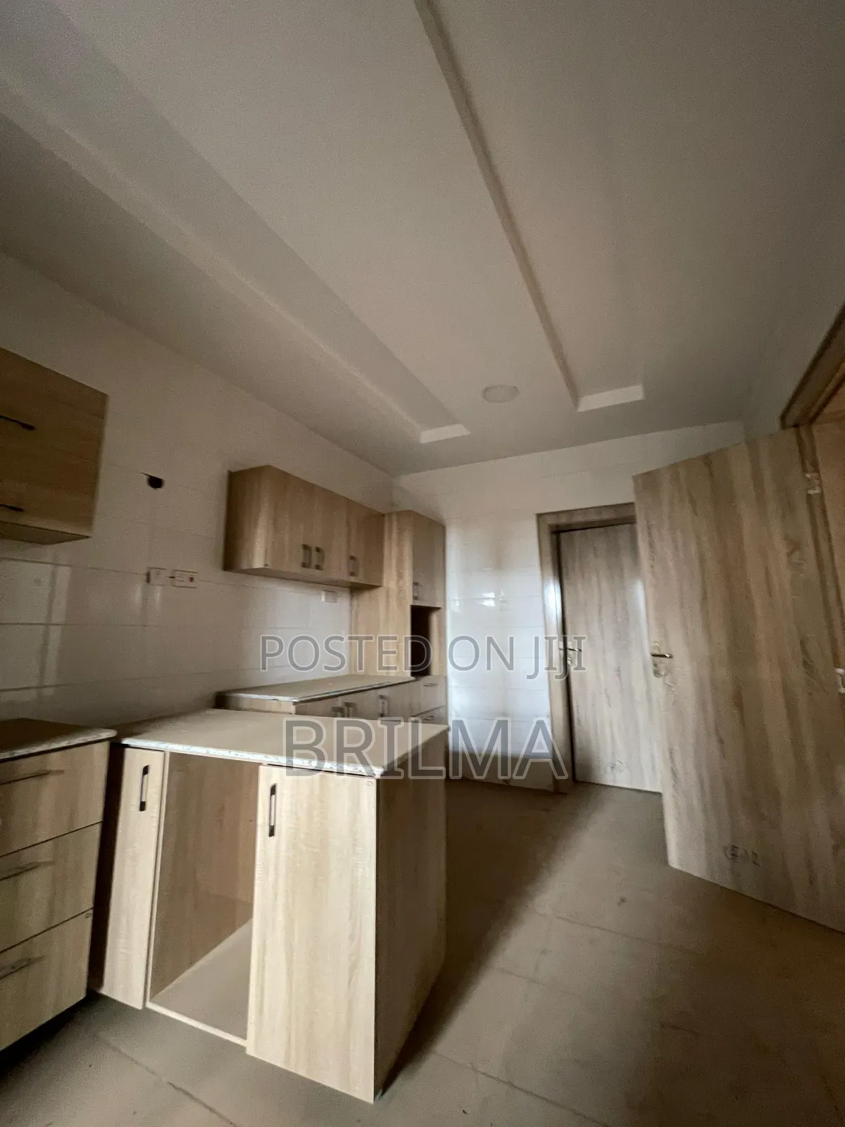 4bdrm Duplex in Kaura for sale in Kaura