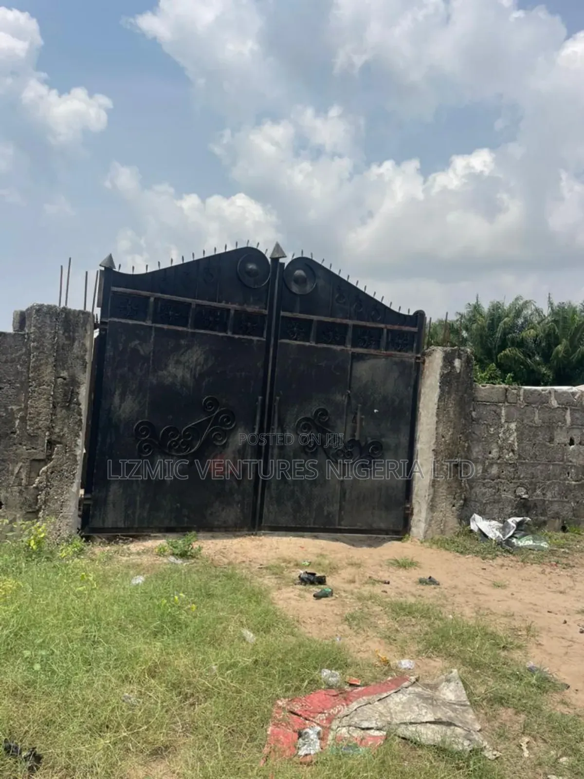 3bdrm Bungalow in Ilege Lcda, Lekki Expressway for sale in Lekki Expressway