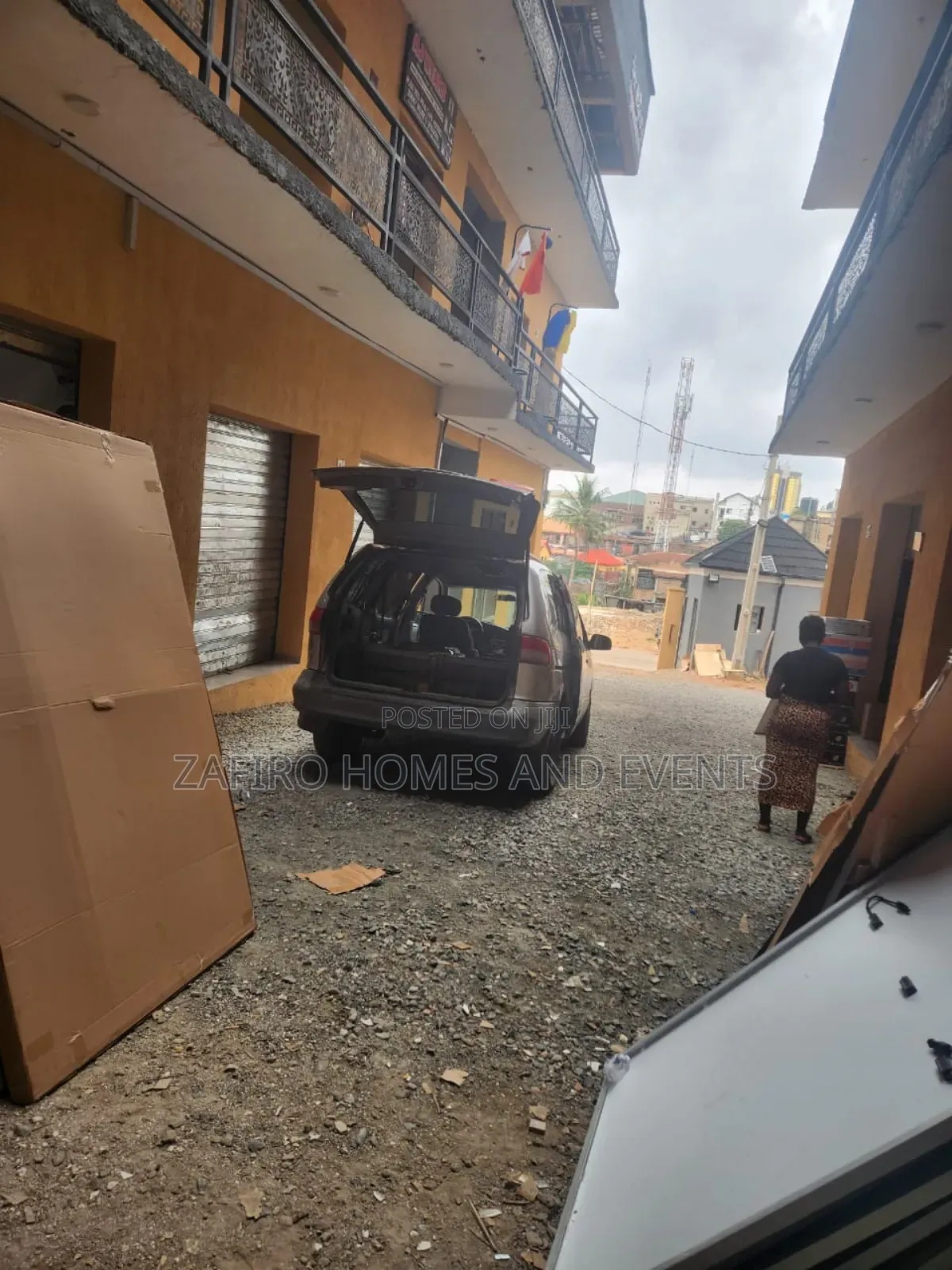Commercial Shops for Rent at Dugbe Alawo in Ibadan