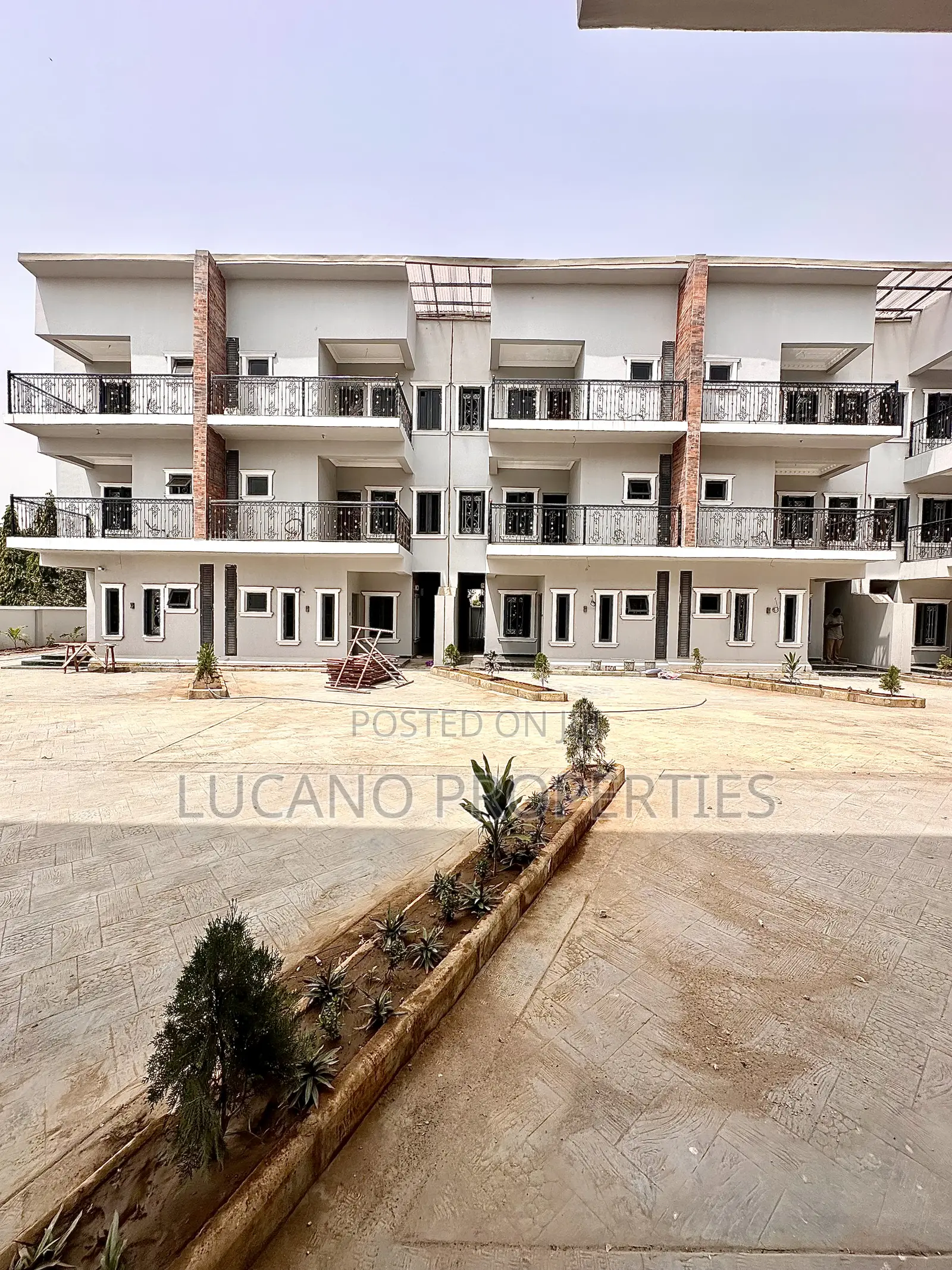 5bdrm Duplex in Wuse District for sale in Zone 4 / Wuse