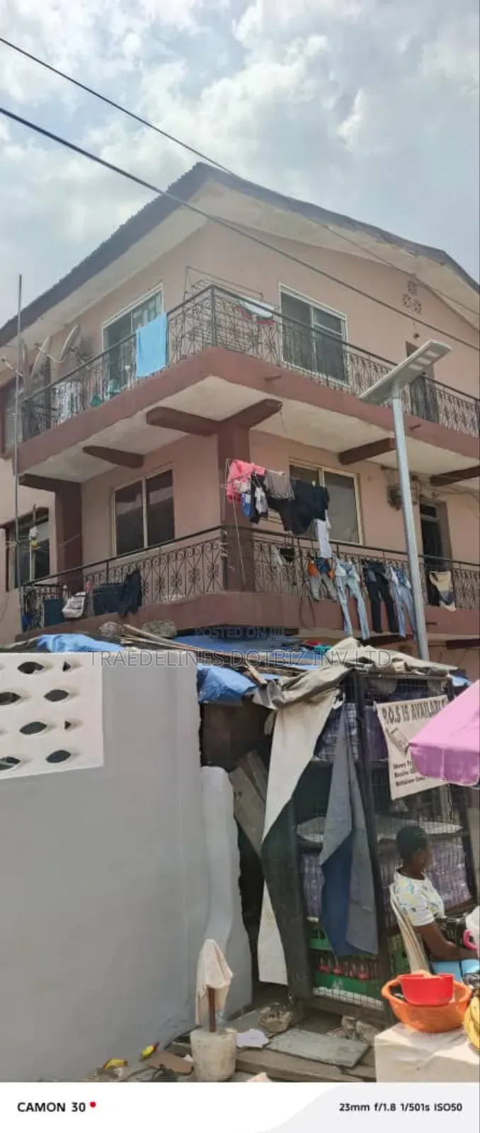 20bdrm Apartment in Ilupeju for sale in Ilupeju