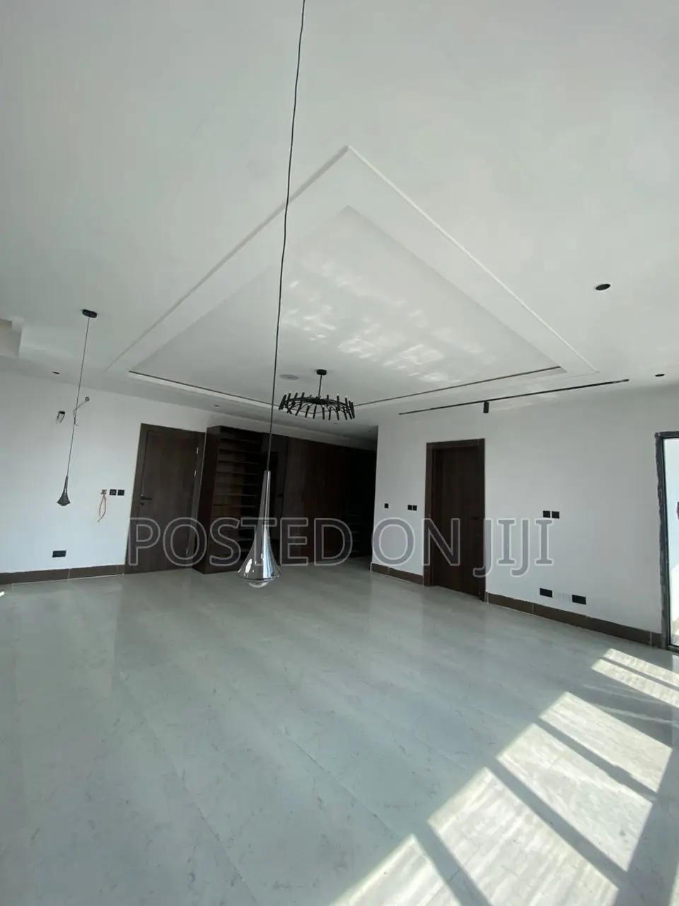 5bdrm Duplex in Itumo Ogbonna, Lekki Phase 1 for sale in Lekki Phase 1