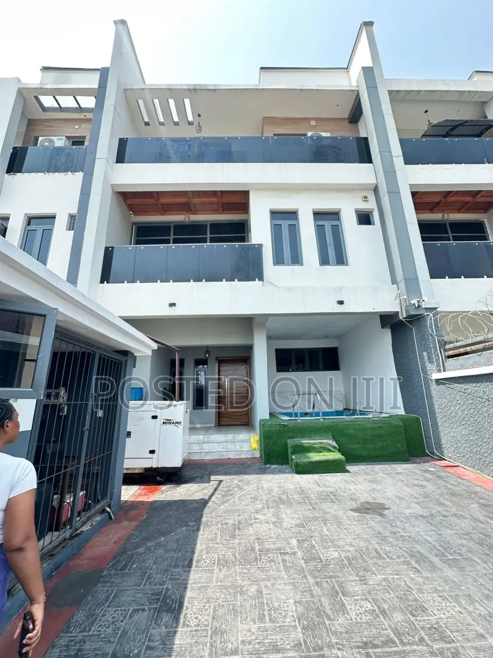 4bdrm Duplex in Ikate, Lekki Phase 1 for sale in Lekki Phase 1