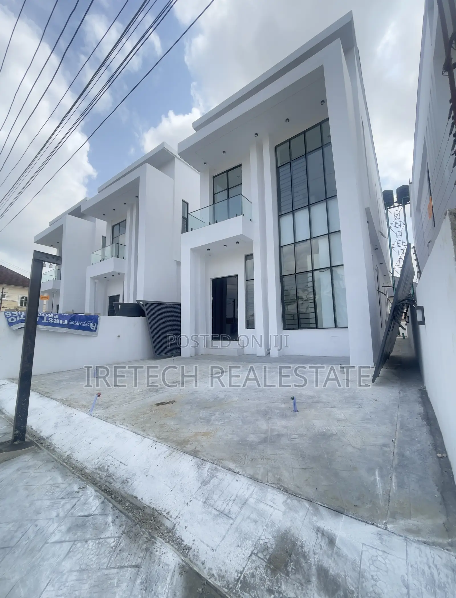 4bdrm Duplex in Ajah Olokonla Axis, Off Lekki-Epe Expressway for sale in Off Lekki-Epe Expressway