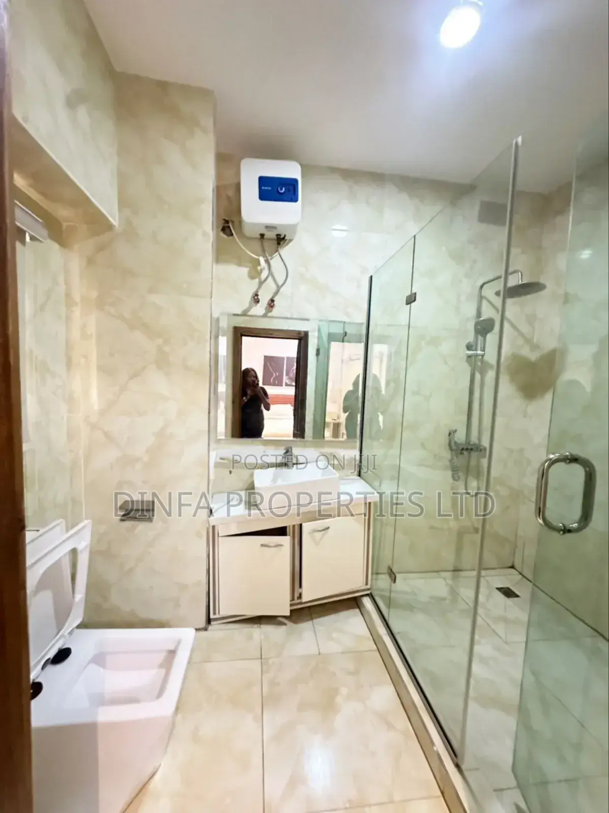 3bdrm Duplex in Ikate for sale in Ikate