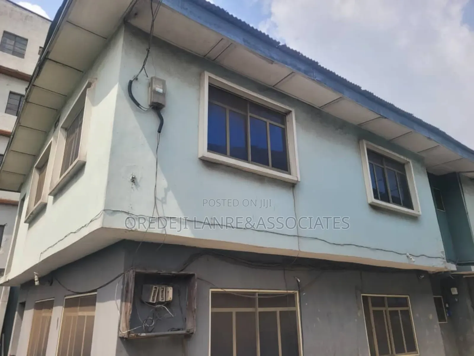 6bdrm Block of Flats in Not Far From Oba, Ikeja for sale in Ikeja