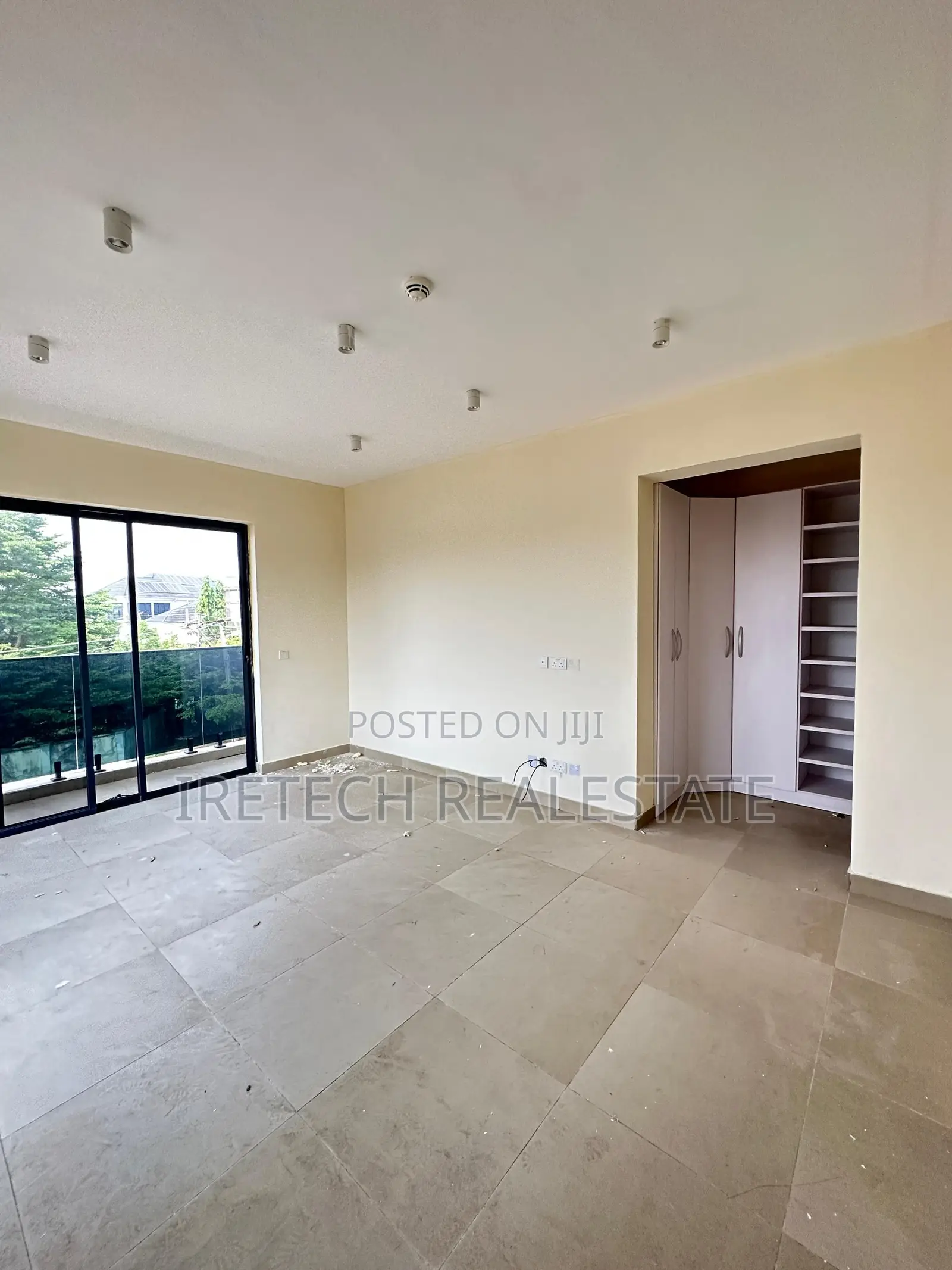 2bdrm Apartment in Lekki Phase 1 for sale in Lekki Phase 1