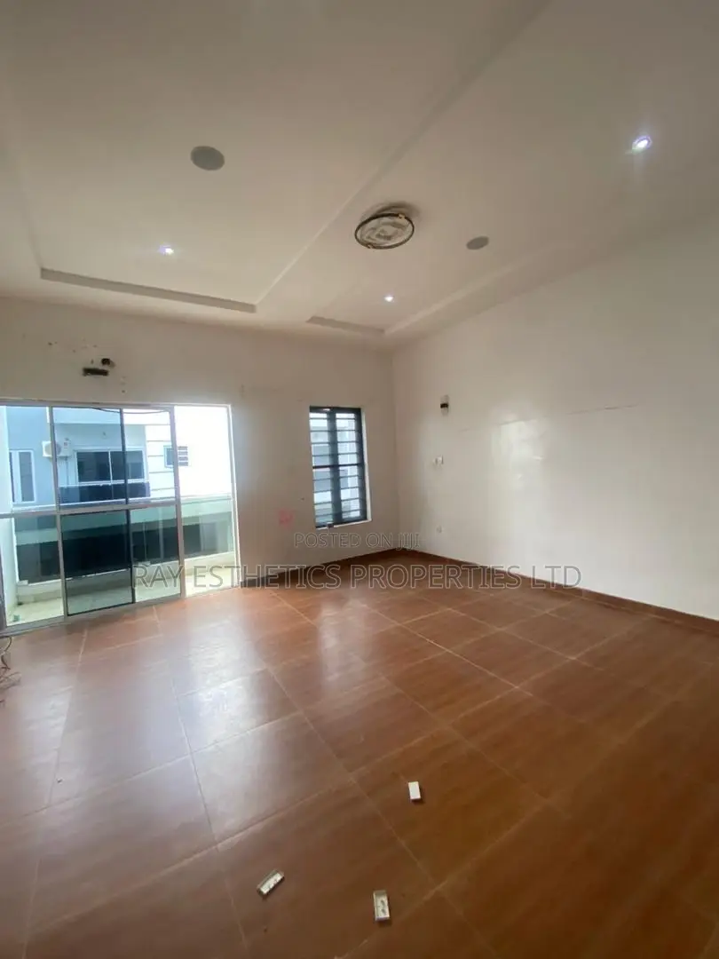 4bdrm Duplex in Spring Valley Estate, Off Lekki-Epe Expressway for rent in Off Lekki-Epe Expressway