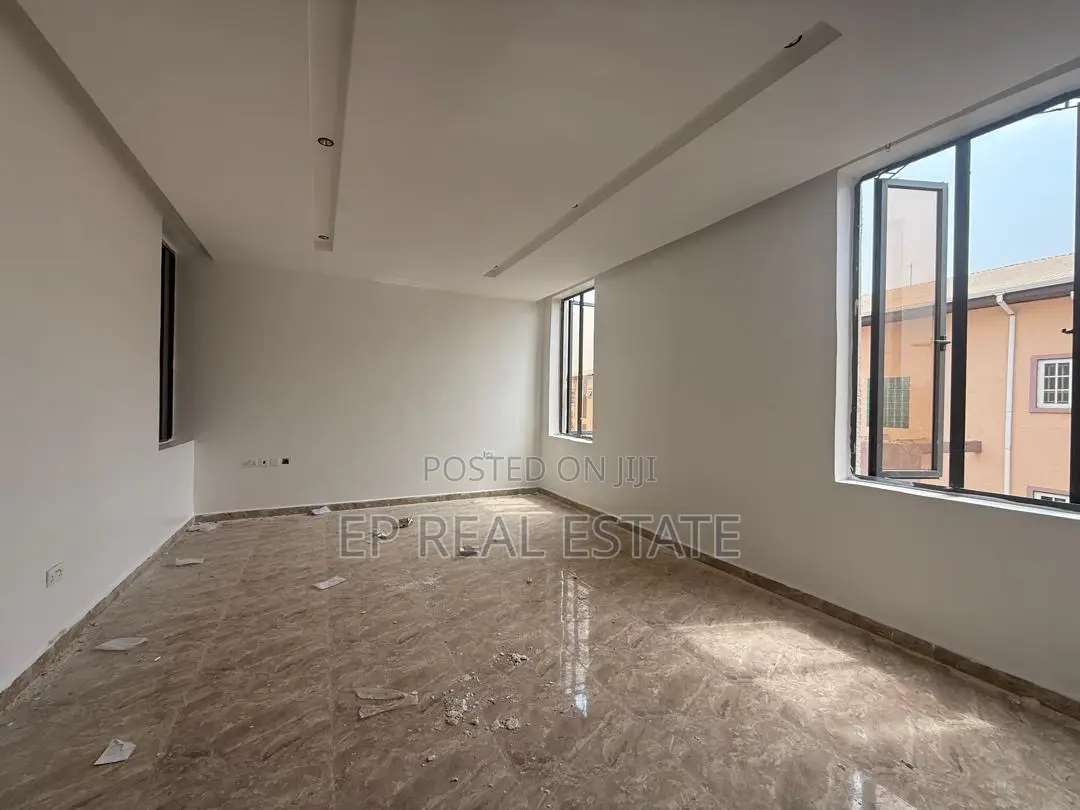 4bdrm Duplex in Asokoro for sale in Asokoro