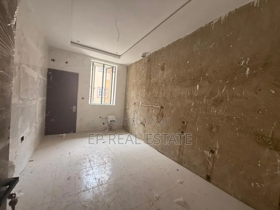 4bdrm Duplex in Asokoro for sale in Asokoro