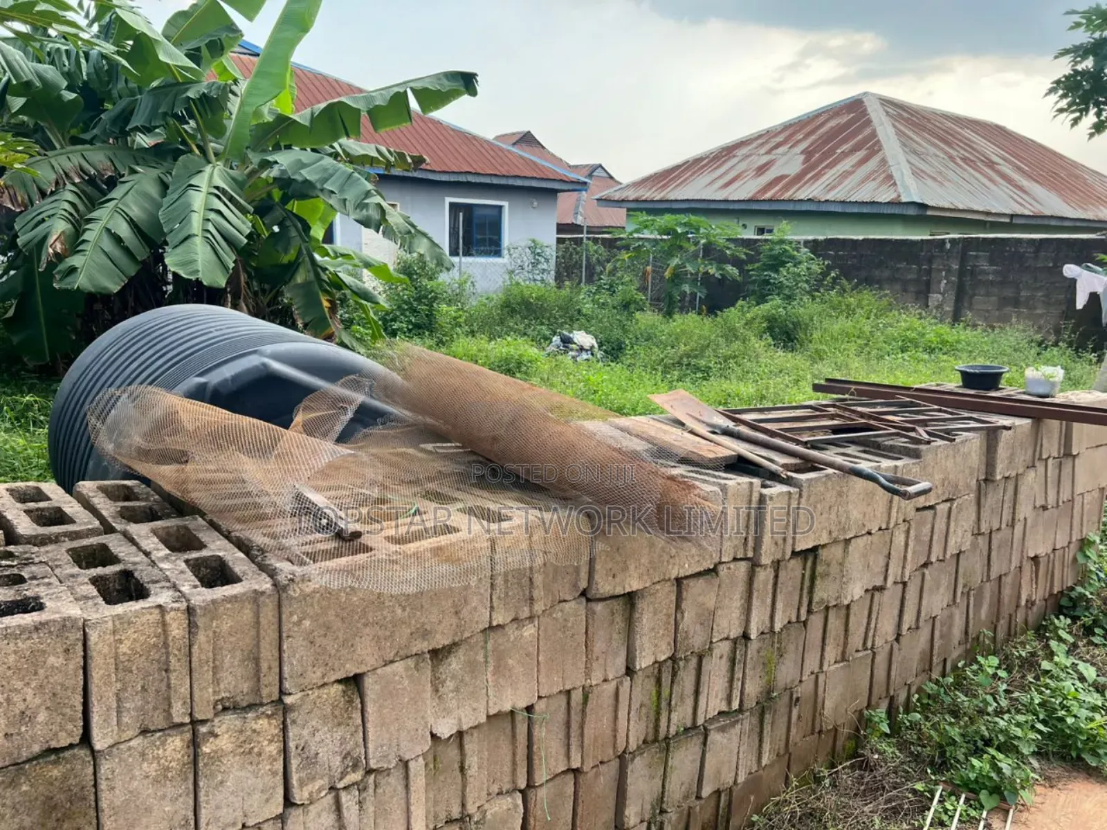 7bdrm Block of Flats in Siba, Apata for Sale in Apata