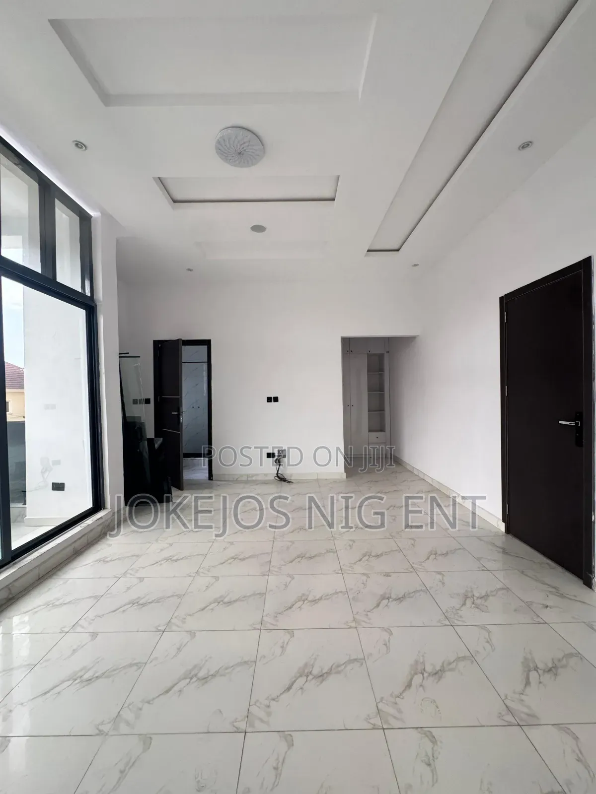 4bdrm Duplex in Osapa London Lekki for sale in Osapa london
