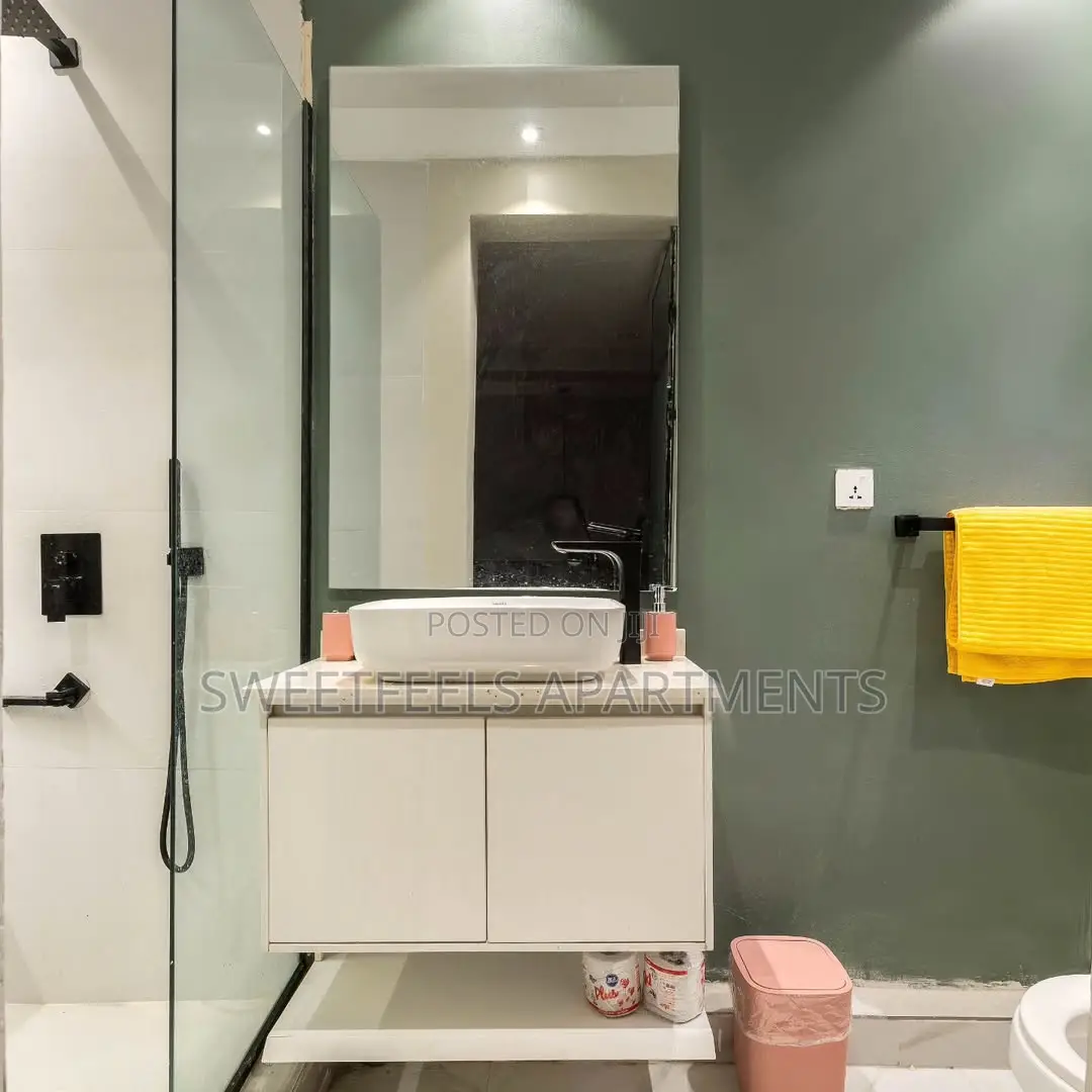 Luxury Studio Apartment in Lekki Phase 1