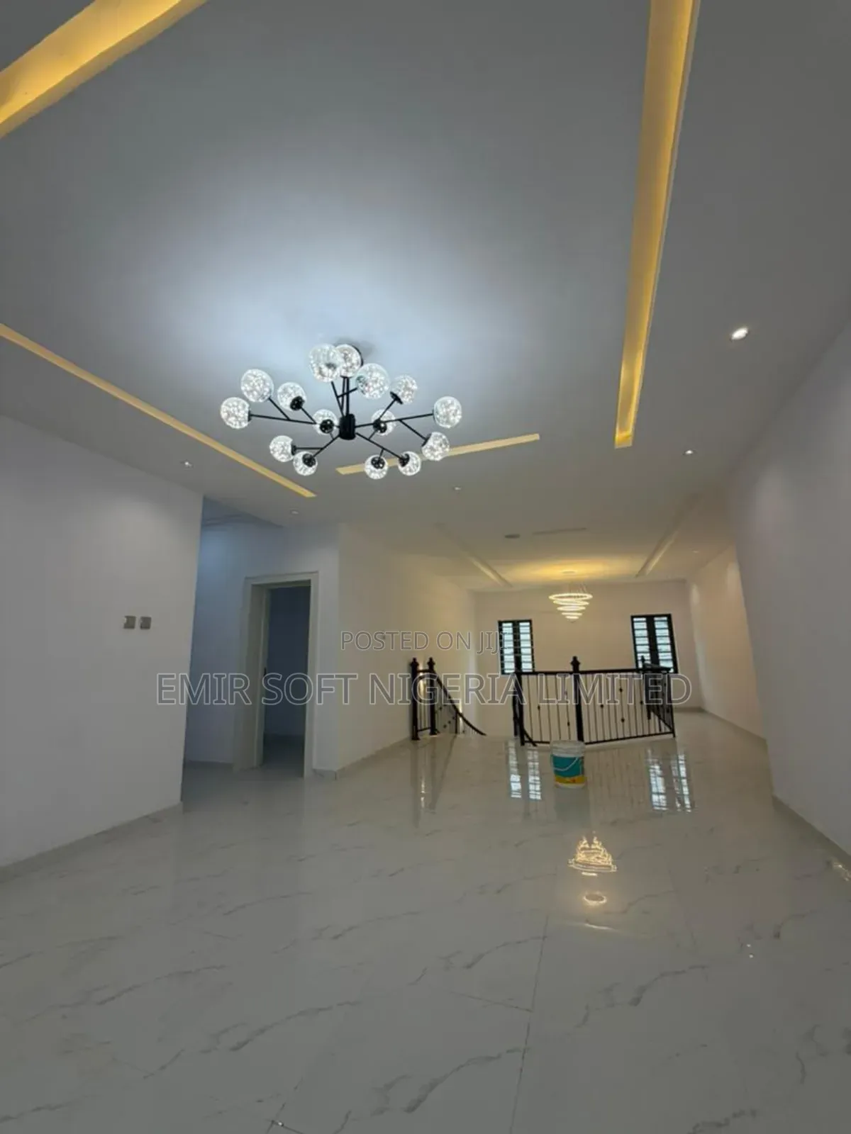 4bdrm Duplex in Oluyole Estate for sale in Oluyole Estate