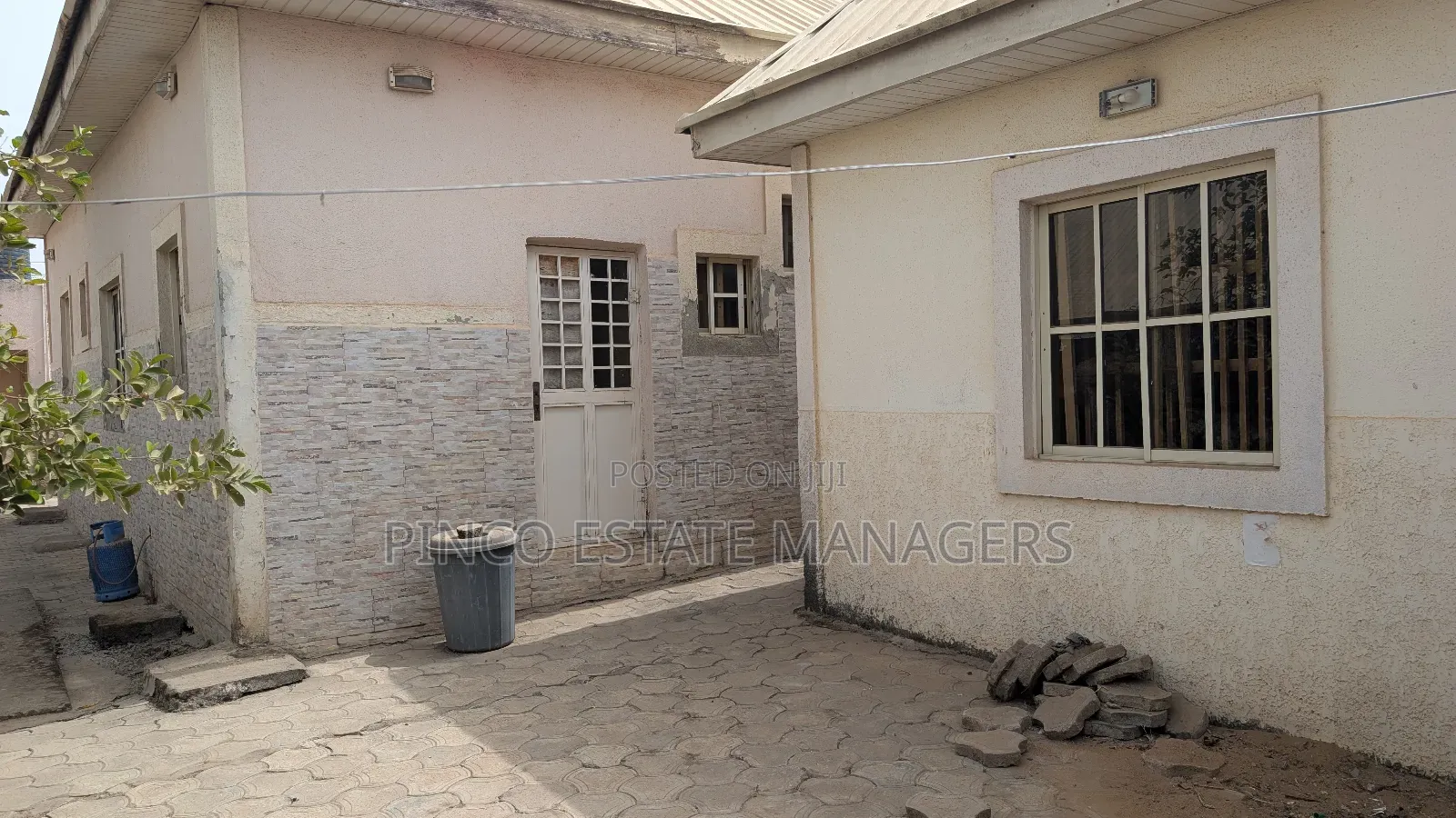 4bdrm Bungalow in Efab City Estate, Jabi for sale in Jabi