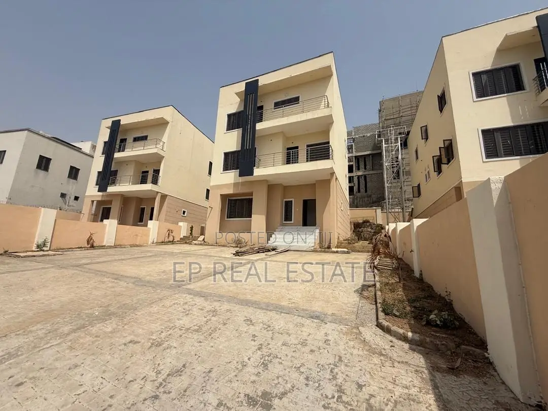 5bdrm House in Guzape District for sale in Guzape District