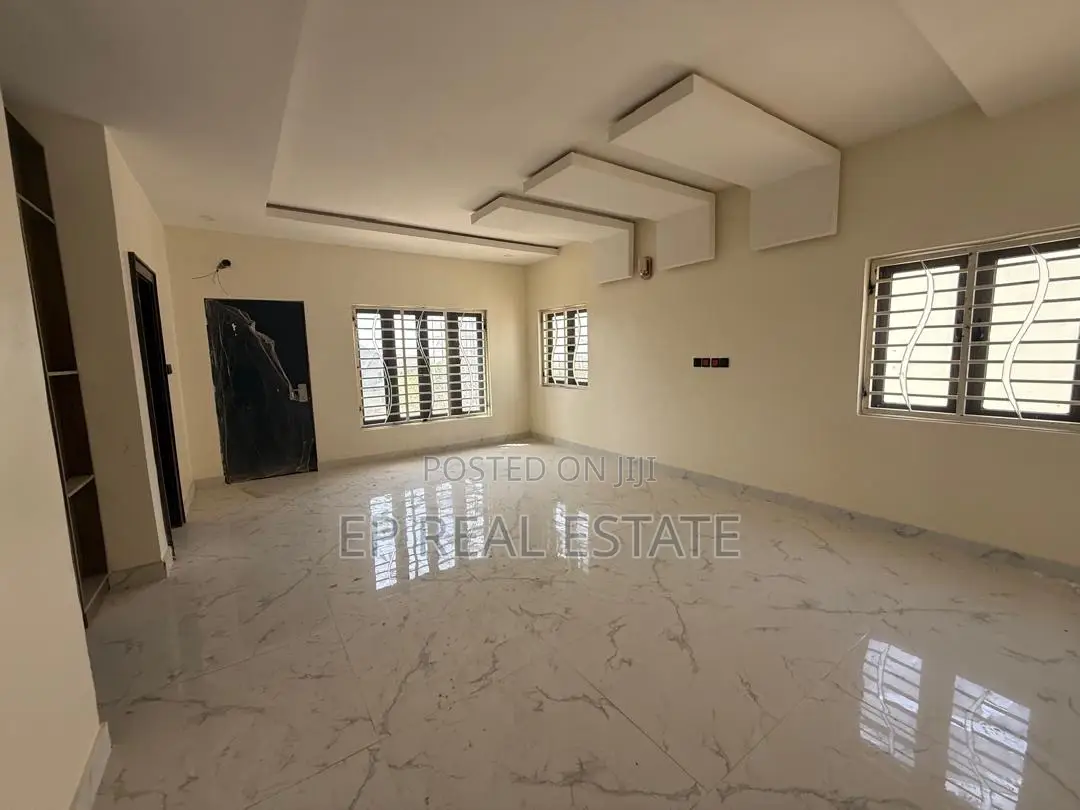 5bdrm House in Guzape District for sale in Guzape District