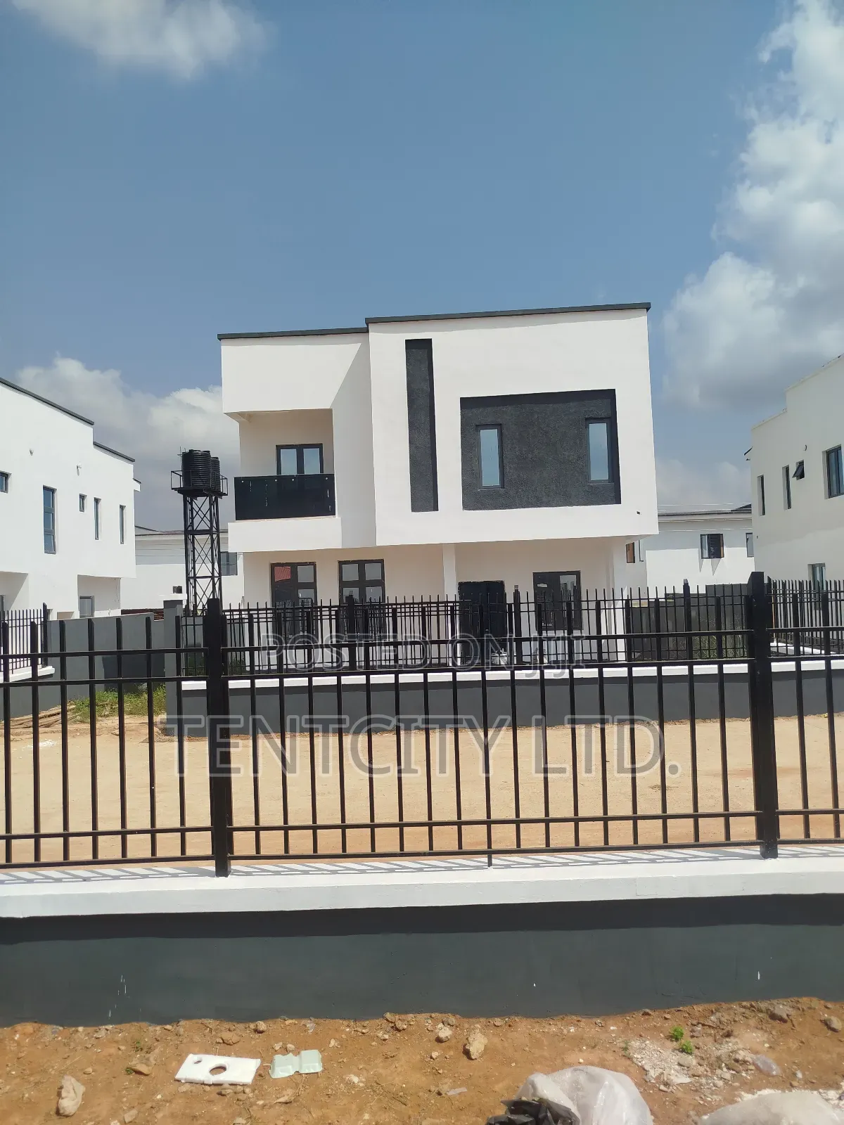 4bdrm Duplex in Centenary Estate, Enugu for sale in Enugu