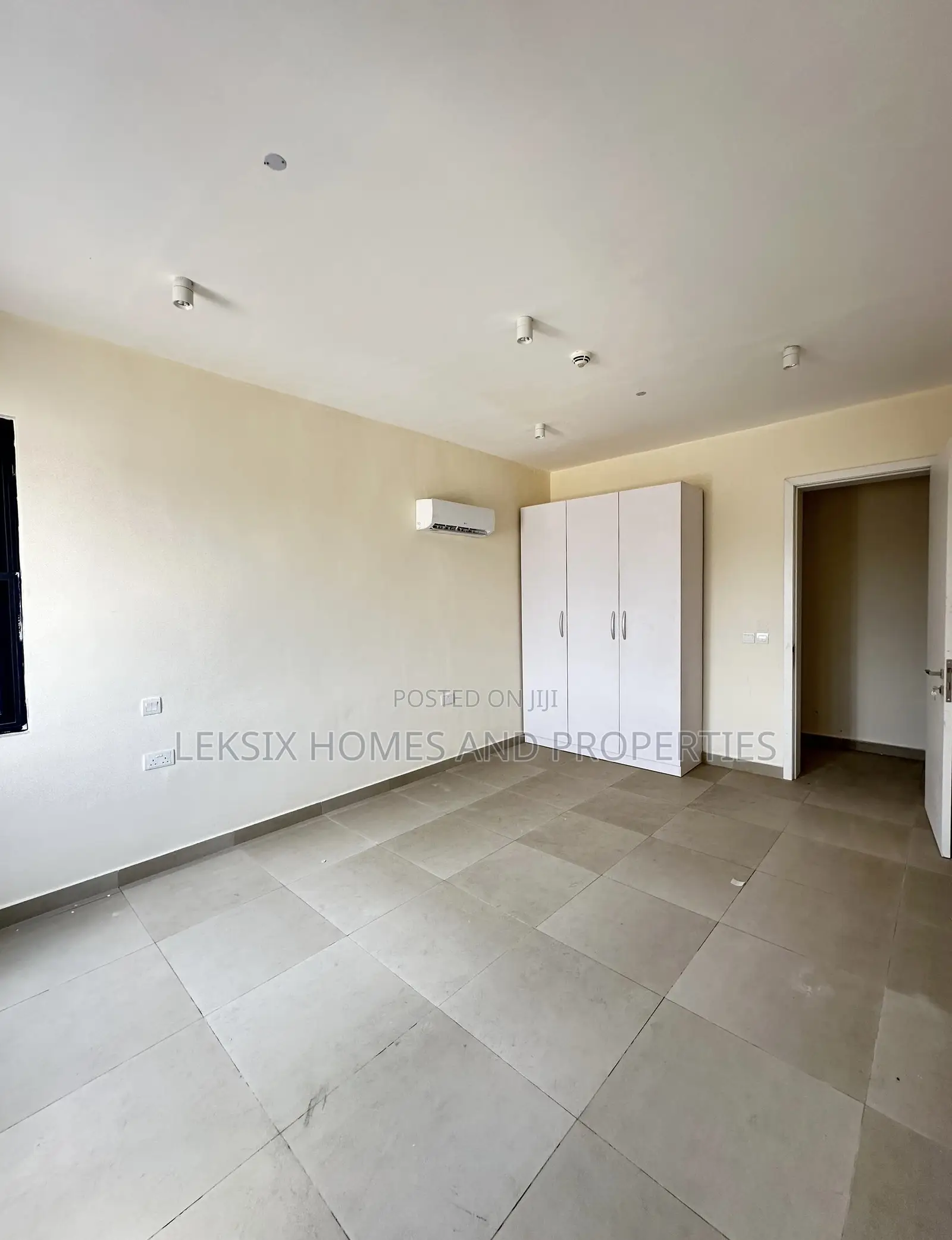 3bdrm Apartment in A Well Secured, Lekki Phase 1 for sale in Lekki Phase 1