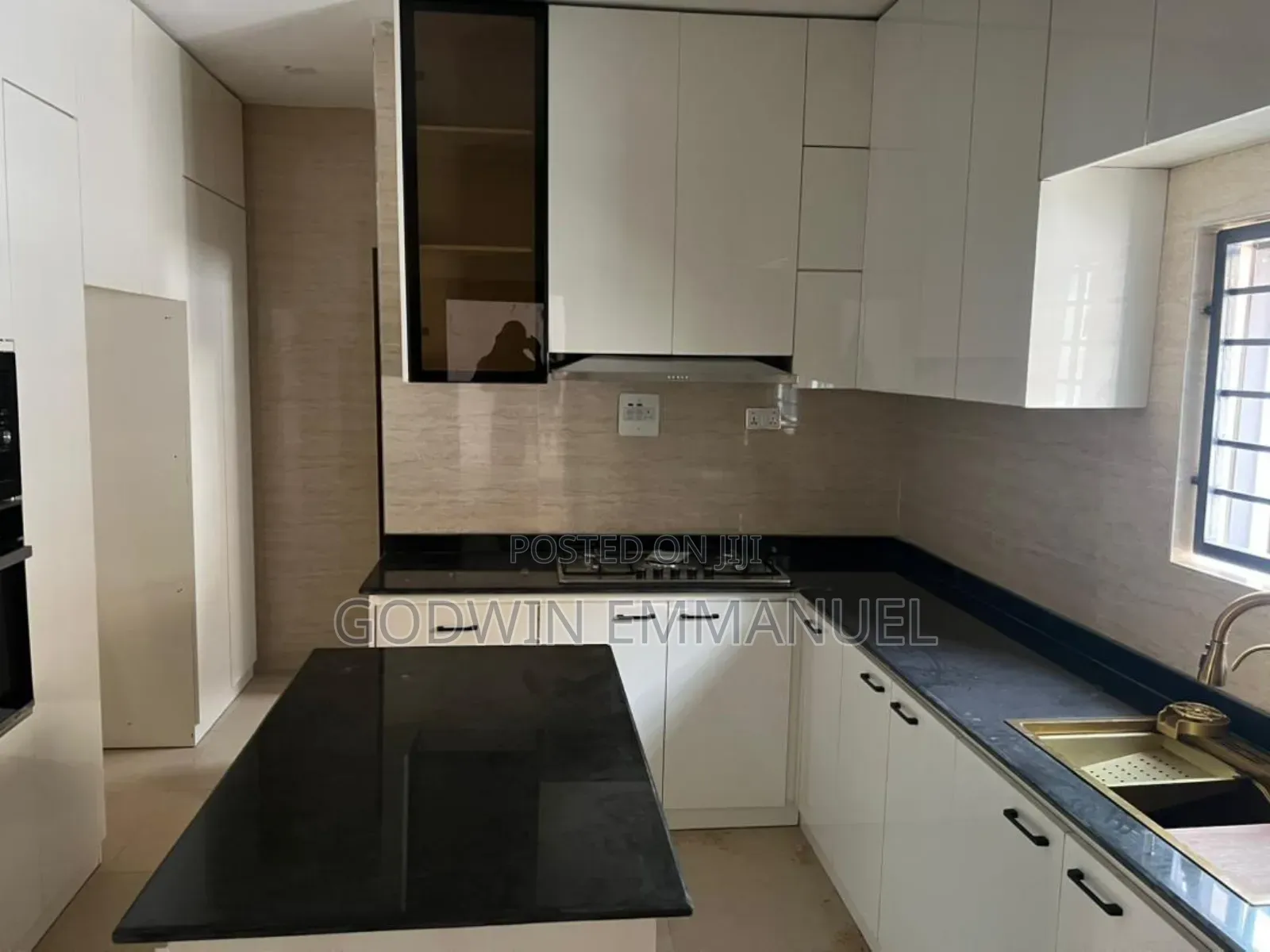 4bdrm Bungalow in Efab Verizon, Gwarinpa for sale in Gwarinpa