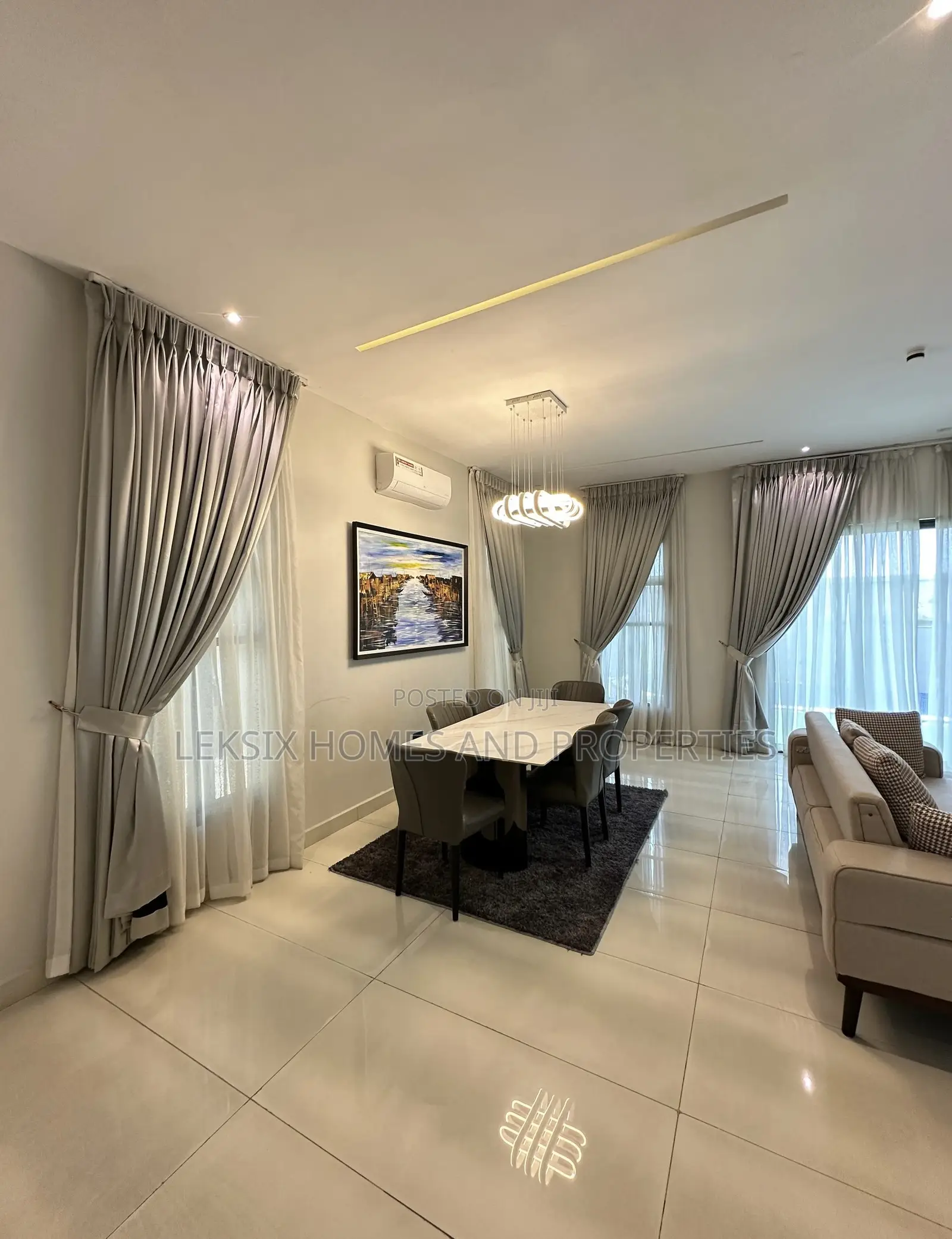 5bdrm Duplex in A Well Secured, Lekki Phase 1 for sale in Lekki Phase 1