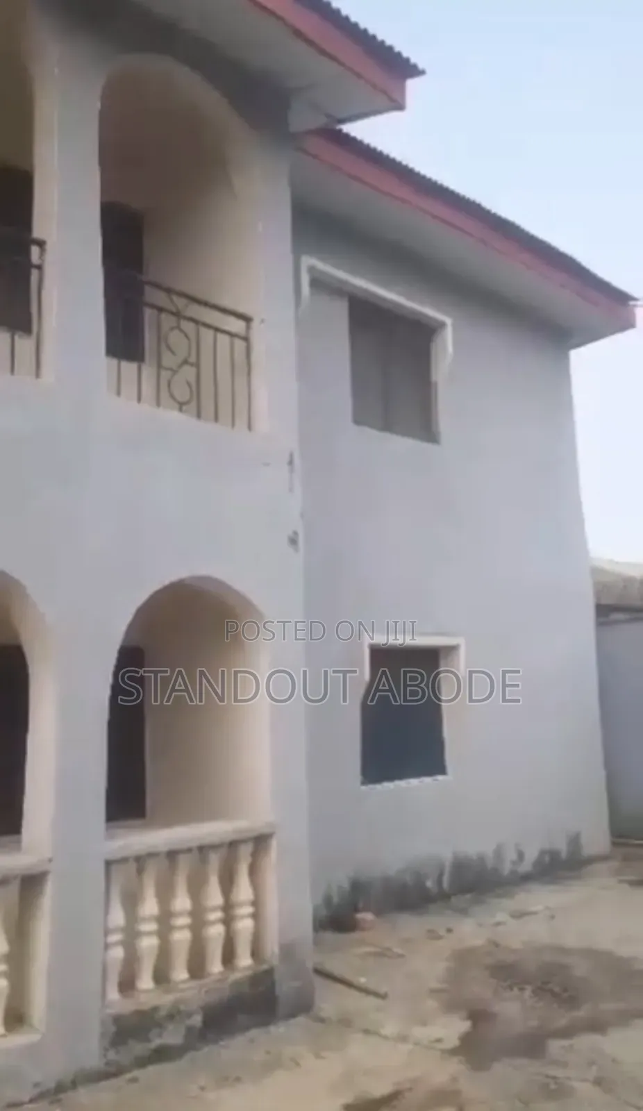 3bdrm Block of Flats in Run Estate, Igando / Ikotun/Igando for sale in Igando / Ikotun/Igando