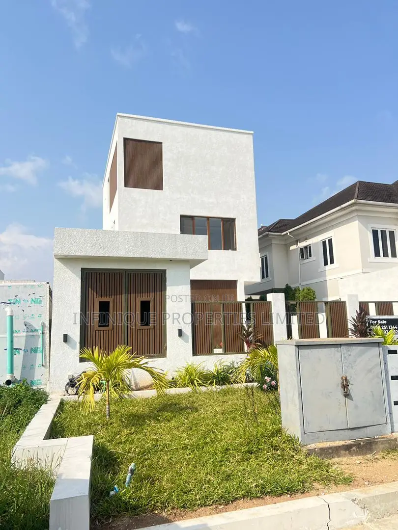 4bdrm Duplex in Osapa london for sale in Osapa london