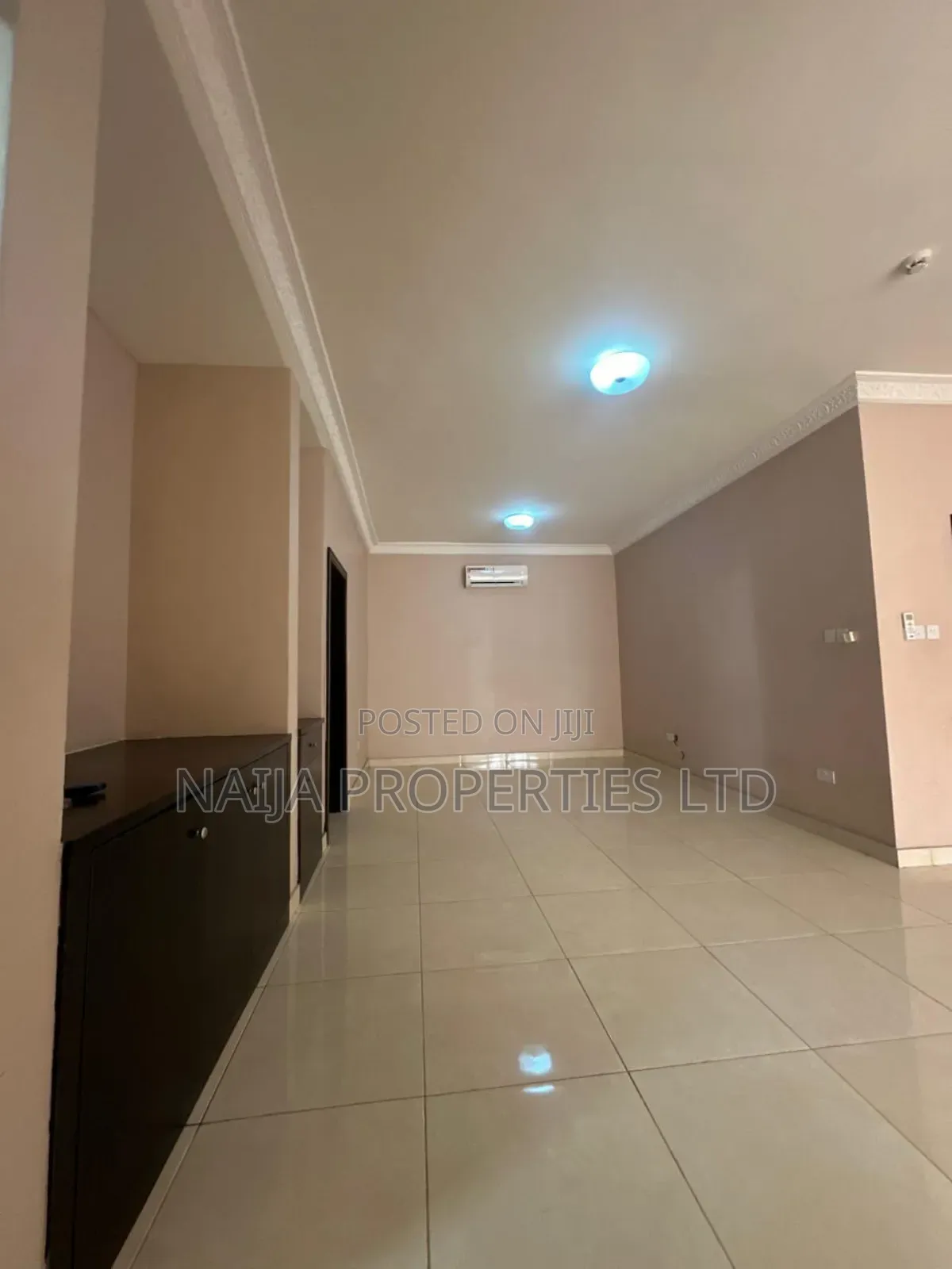 3bdrm Apartment in Chevyview Estate, Lekki for rent in Lekki