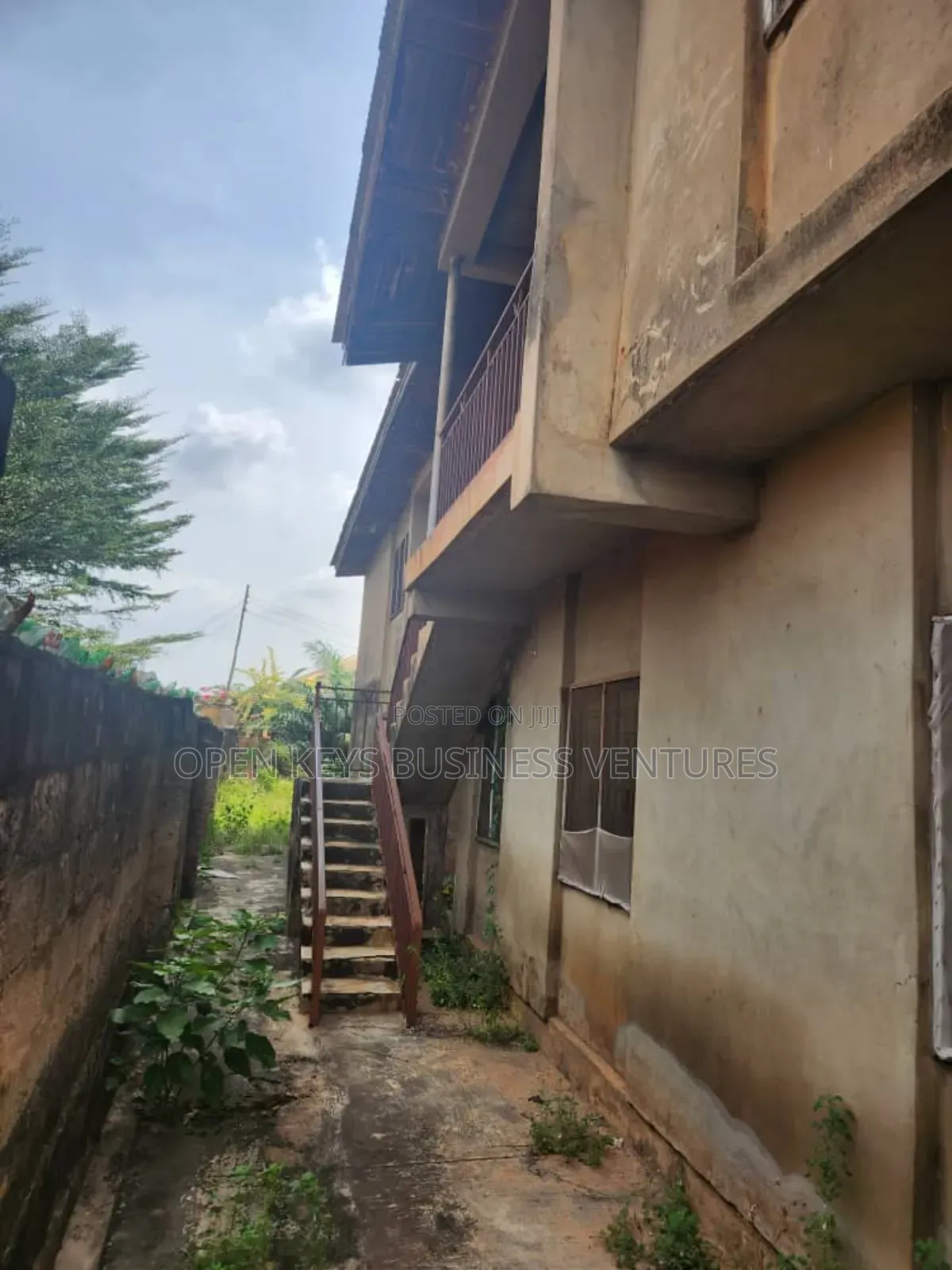 5bdrm Apartment in Alakia for sale in Alakia