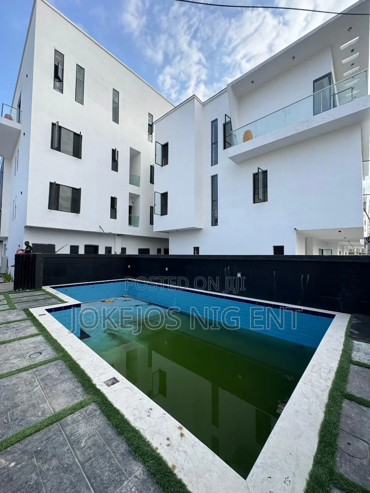 4bdrm Townhouse/Terrace in Ikate for sale in Ikate