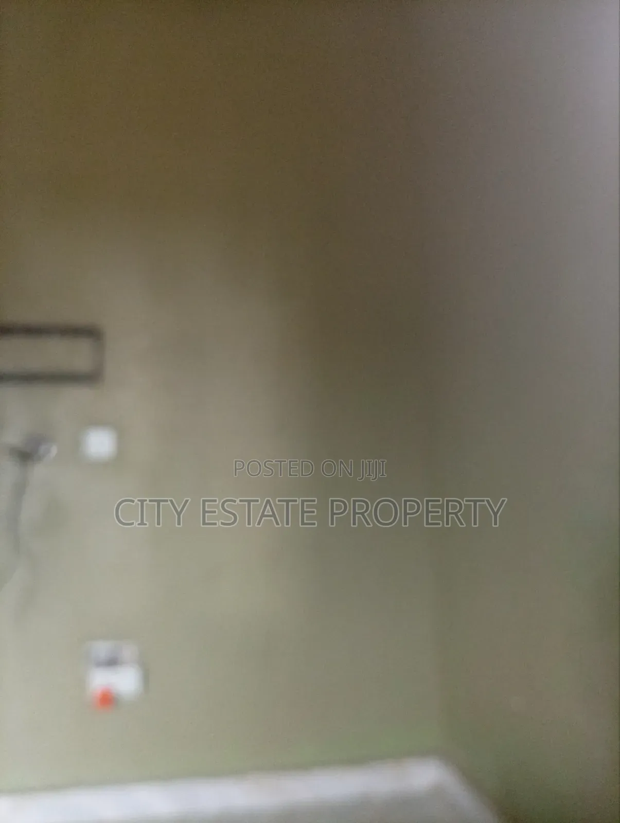 2bdrm Block of Flats in Hrh Estate, Port-Harcourt for rent in Port-Harcourt