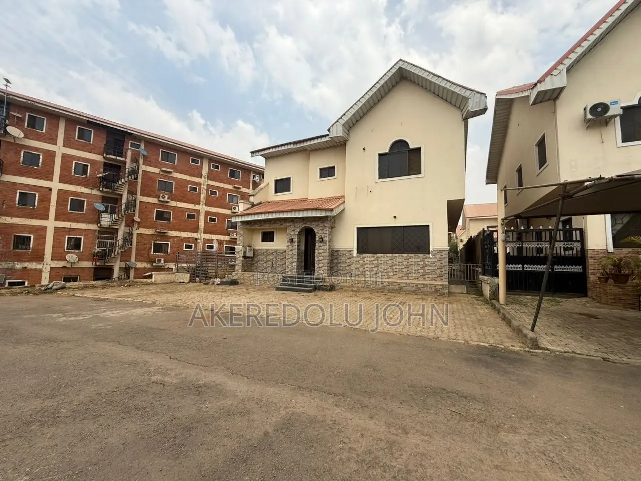 4bdrm Duplex in Katampe (Main) for sale in Katampe (Main)