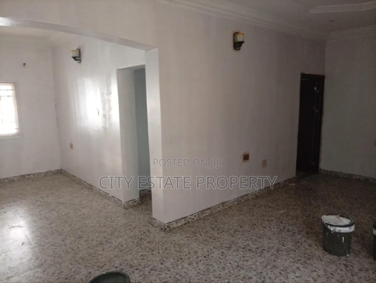 2bdrm Block of Flats in Hrh Estate, Port-Harcourt for rent in Port-Harcourt