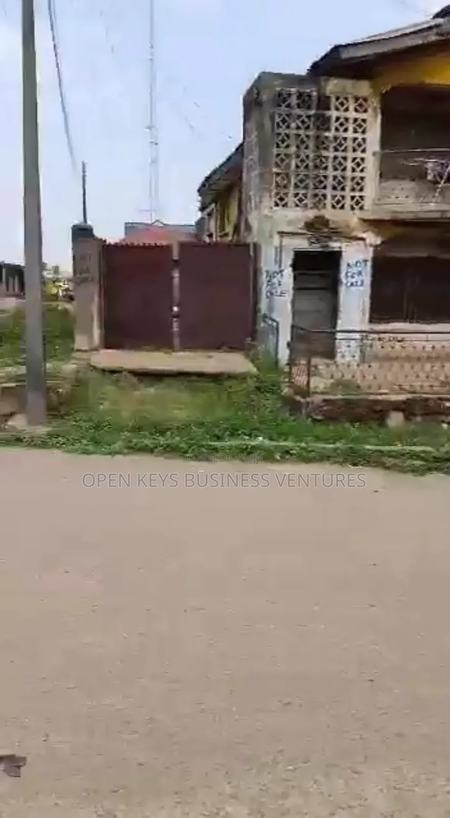 16bdrm House in Old Ife Road, Alakia for sale in Alakia