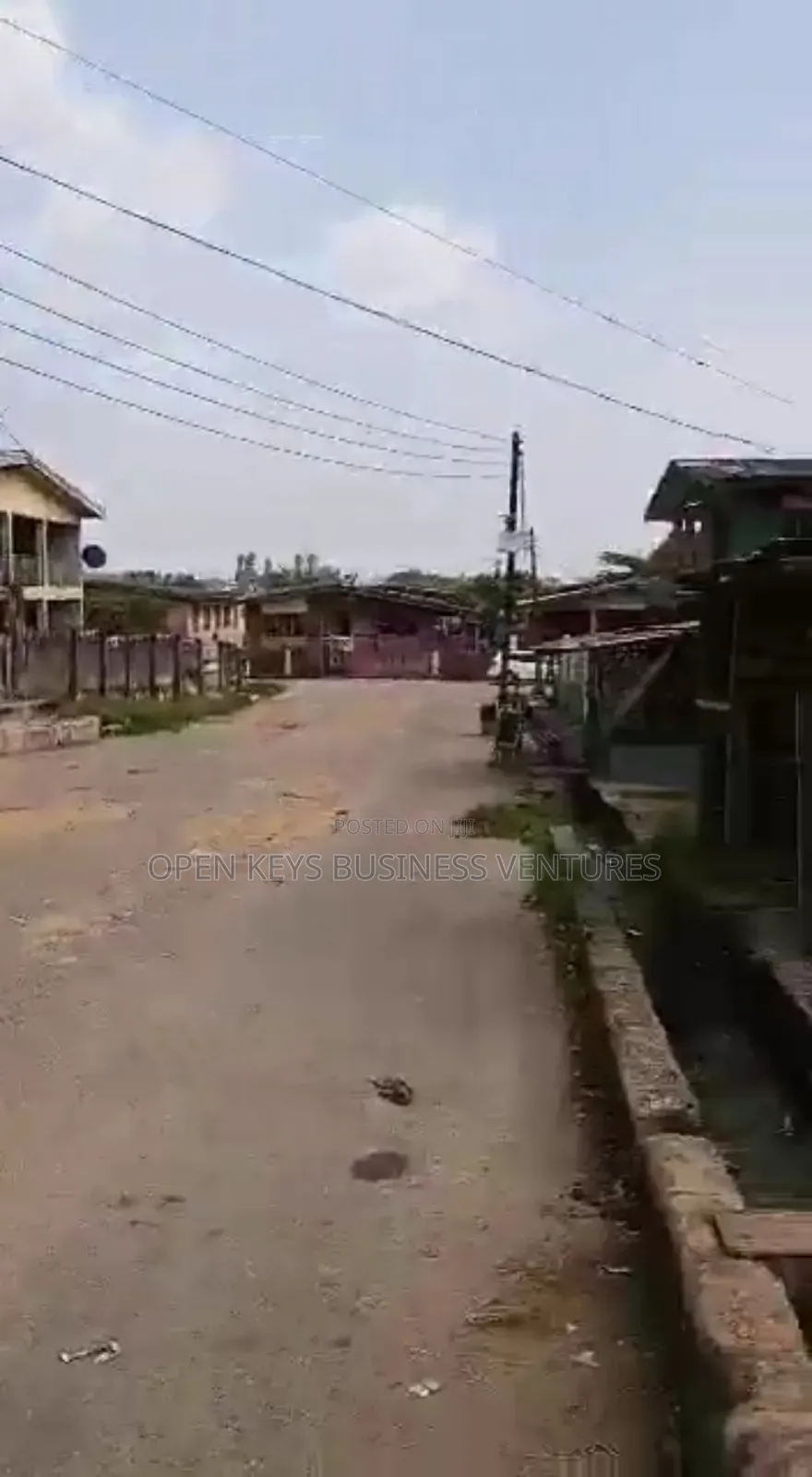 16bdrm House in Old Ife Road, Alakia for sale in Alakia