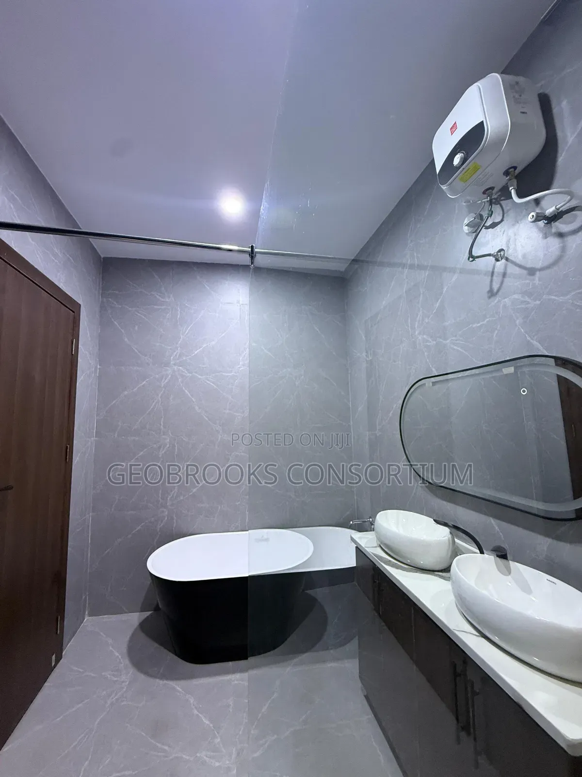 5bdrm House in Engr Lere Adigun Gra, Basorun for sale in Basorun