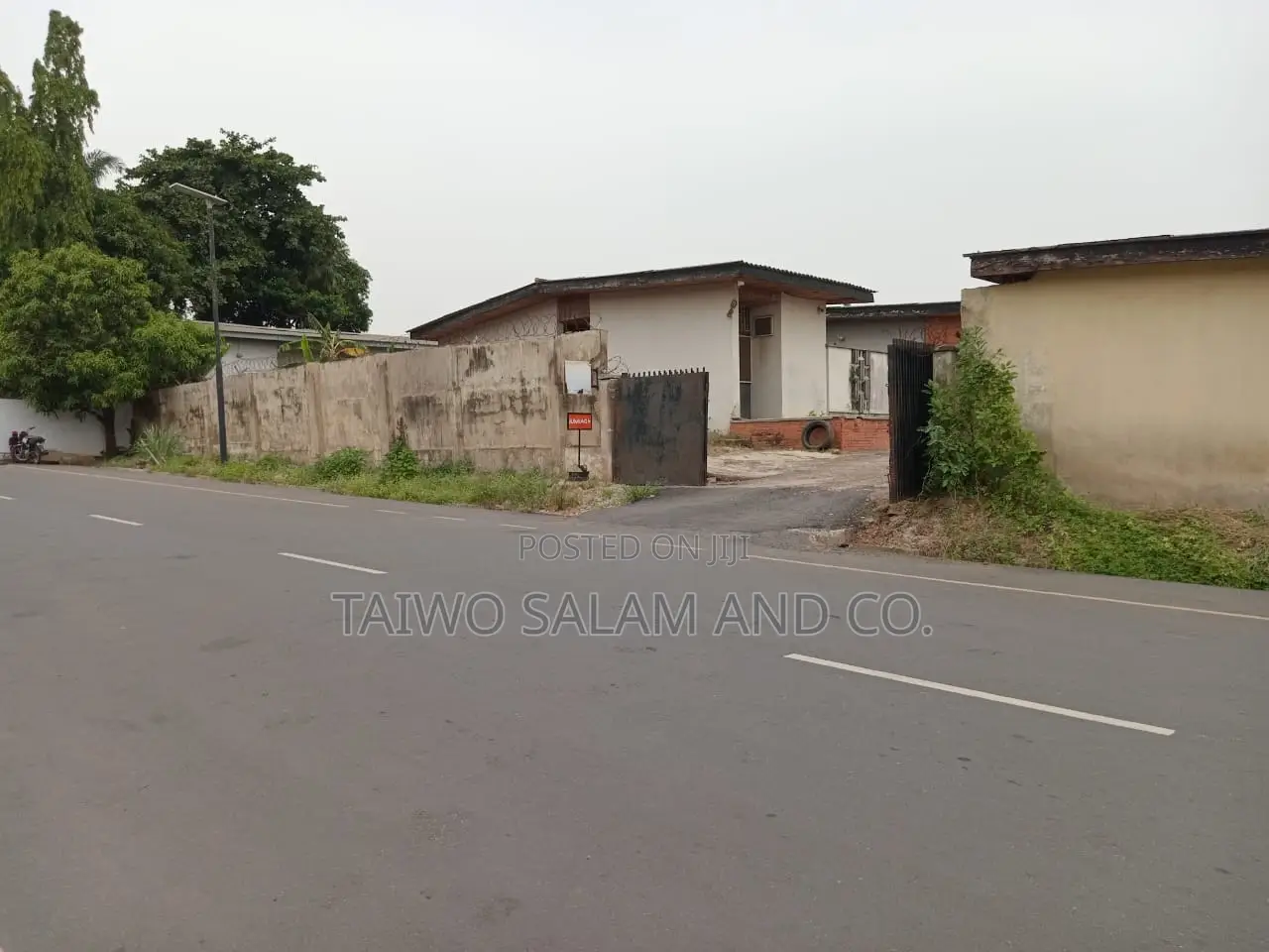 3400sqm of Land With Structure in Bodija