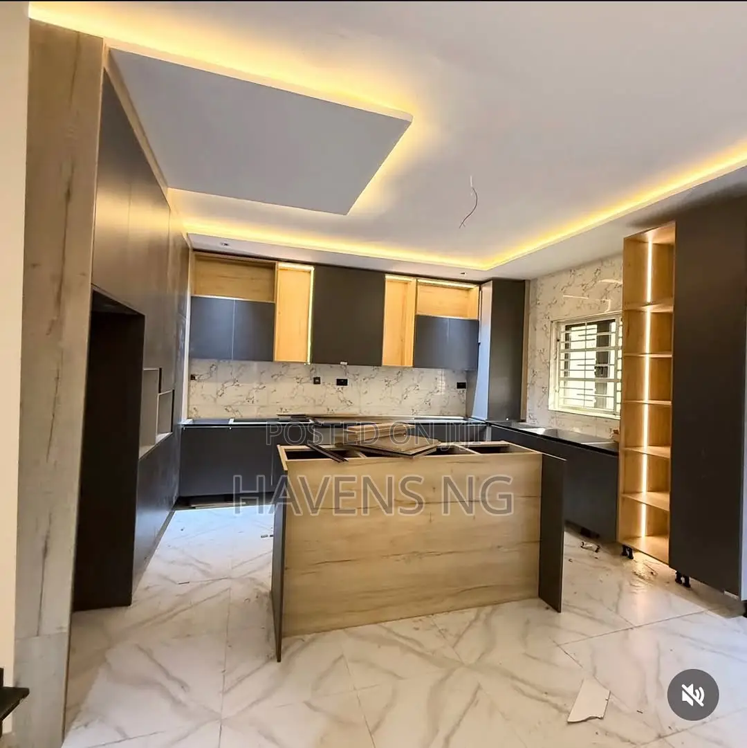 6bdrm Duplex in Asokoro for sale in Asokoro