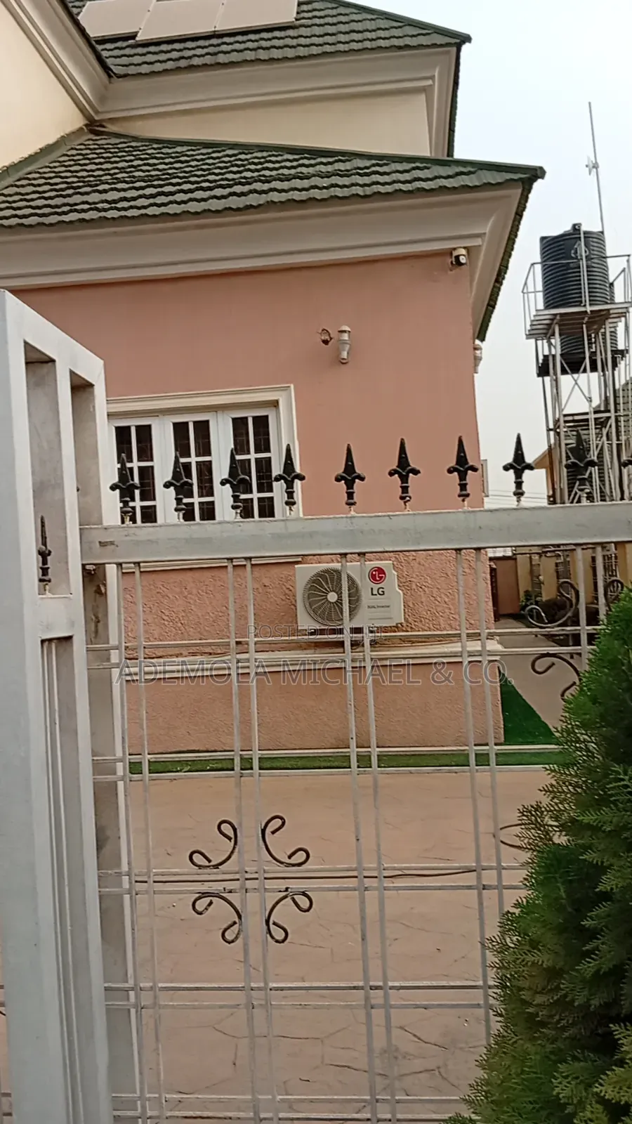 5bdrm Penthouse in River Park Estate, Lugbe District for sale in Lugbe District