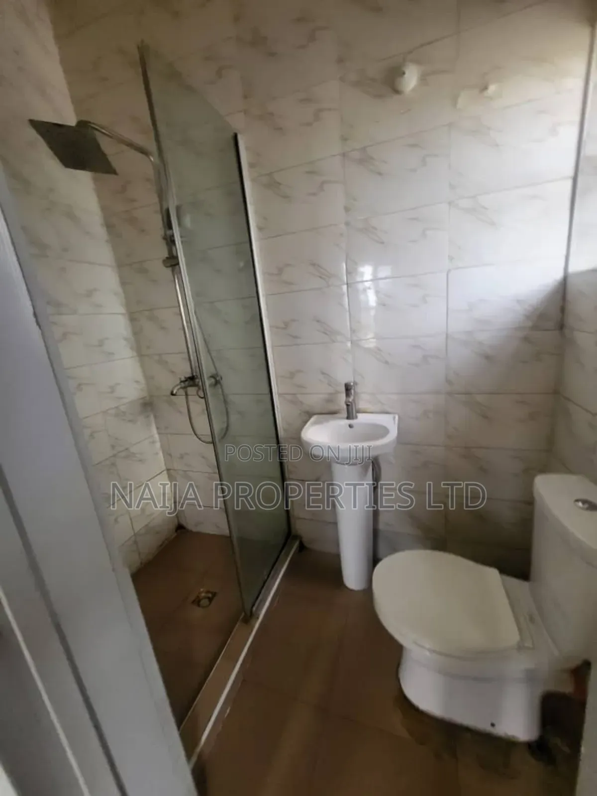 3bdrm Apartment in Lekki Conservation for rent in Lekki