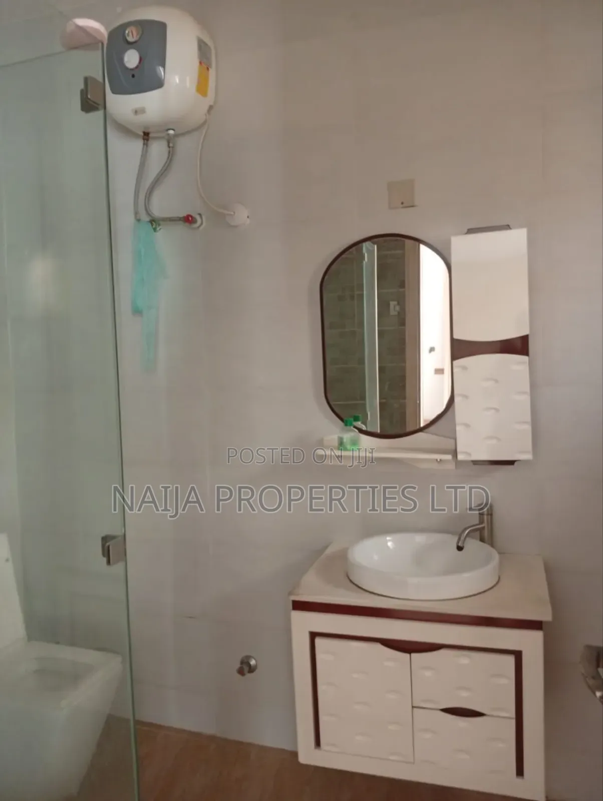 4bdrm Townhouse / Terrace in Royal Pine, Lekki for rent in Lekki