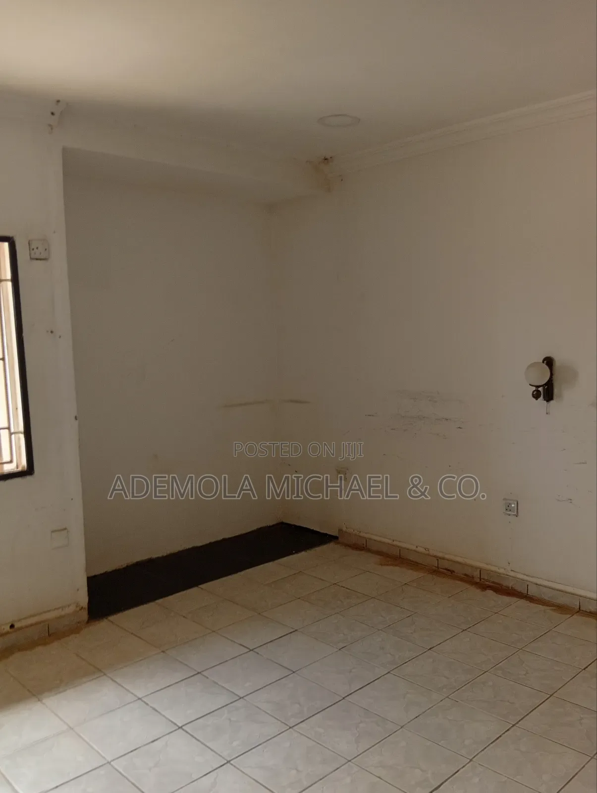 7bdrm Duplex in Bua Estate Kado for sale in Kado