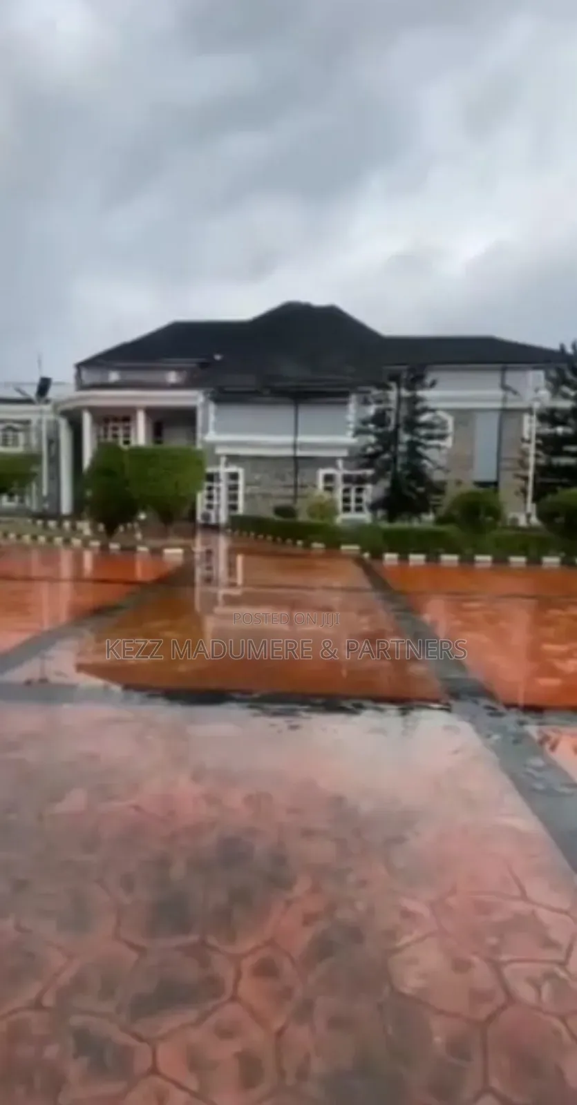 8bdrm Duplex in New Gra , Phase 2 , for sale in GRA Phase 2 / Port-Harcourt