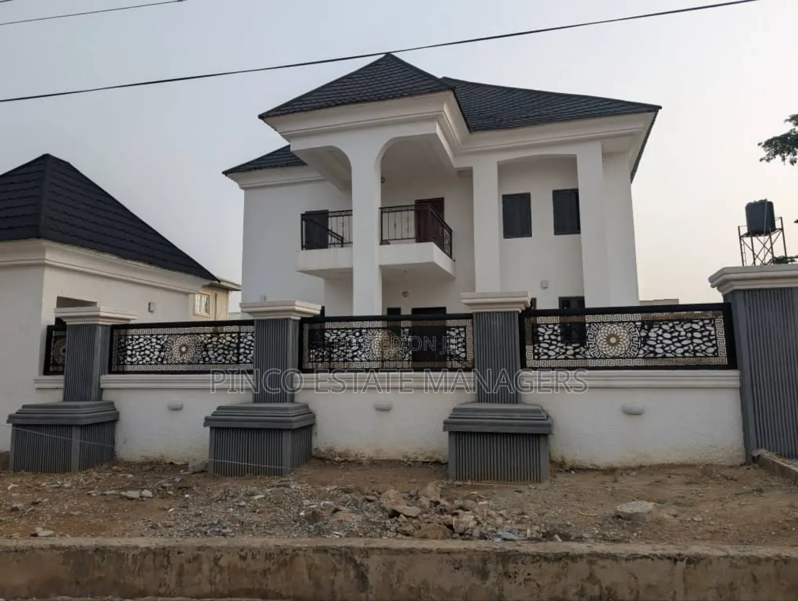 5bdrm Duplex in Efab City Estate, Life Camp for sale in Life Camp